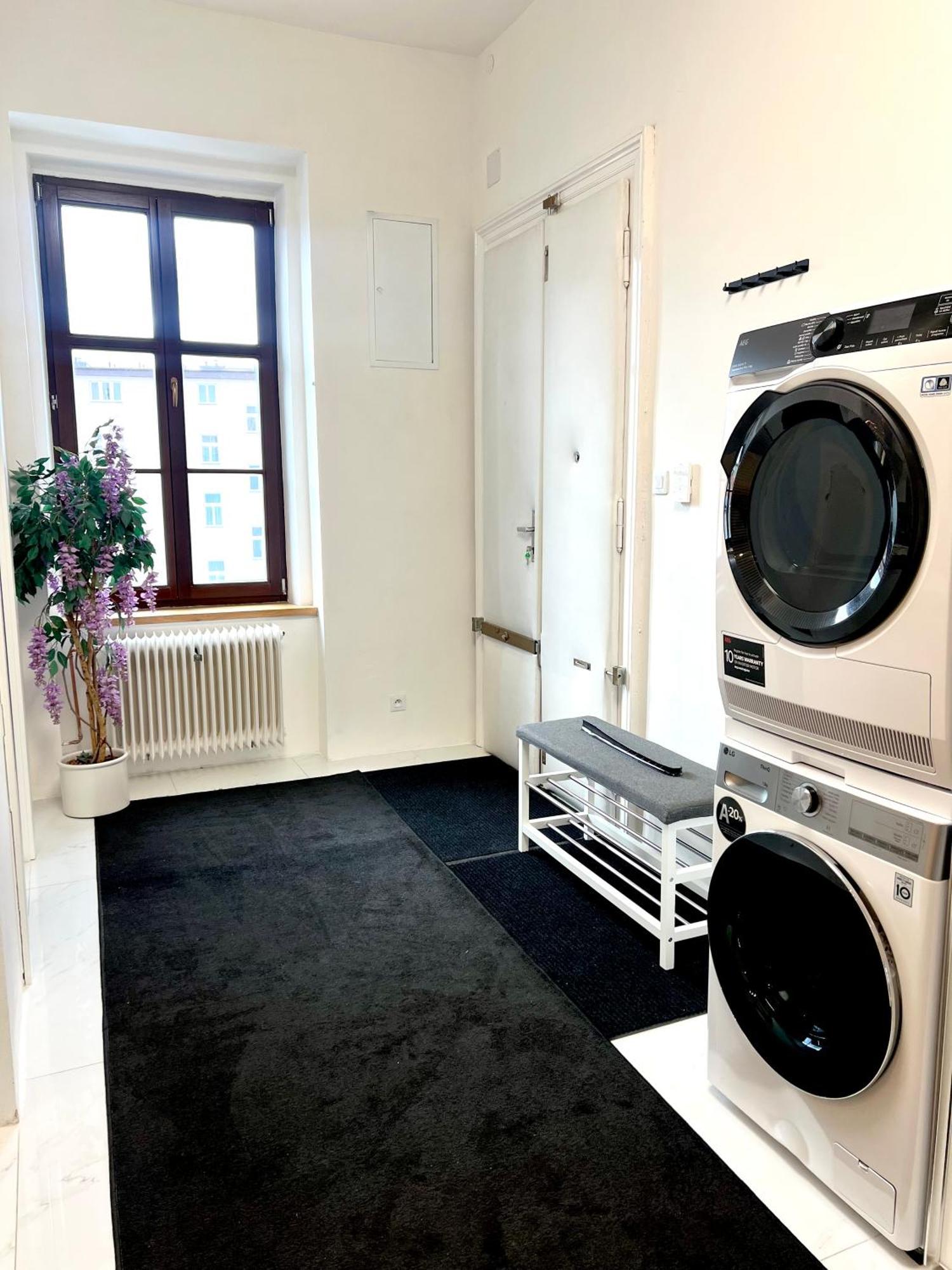 Daire Wenceslas Square 150 M2 *