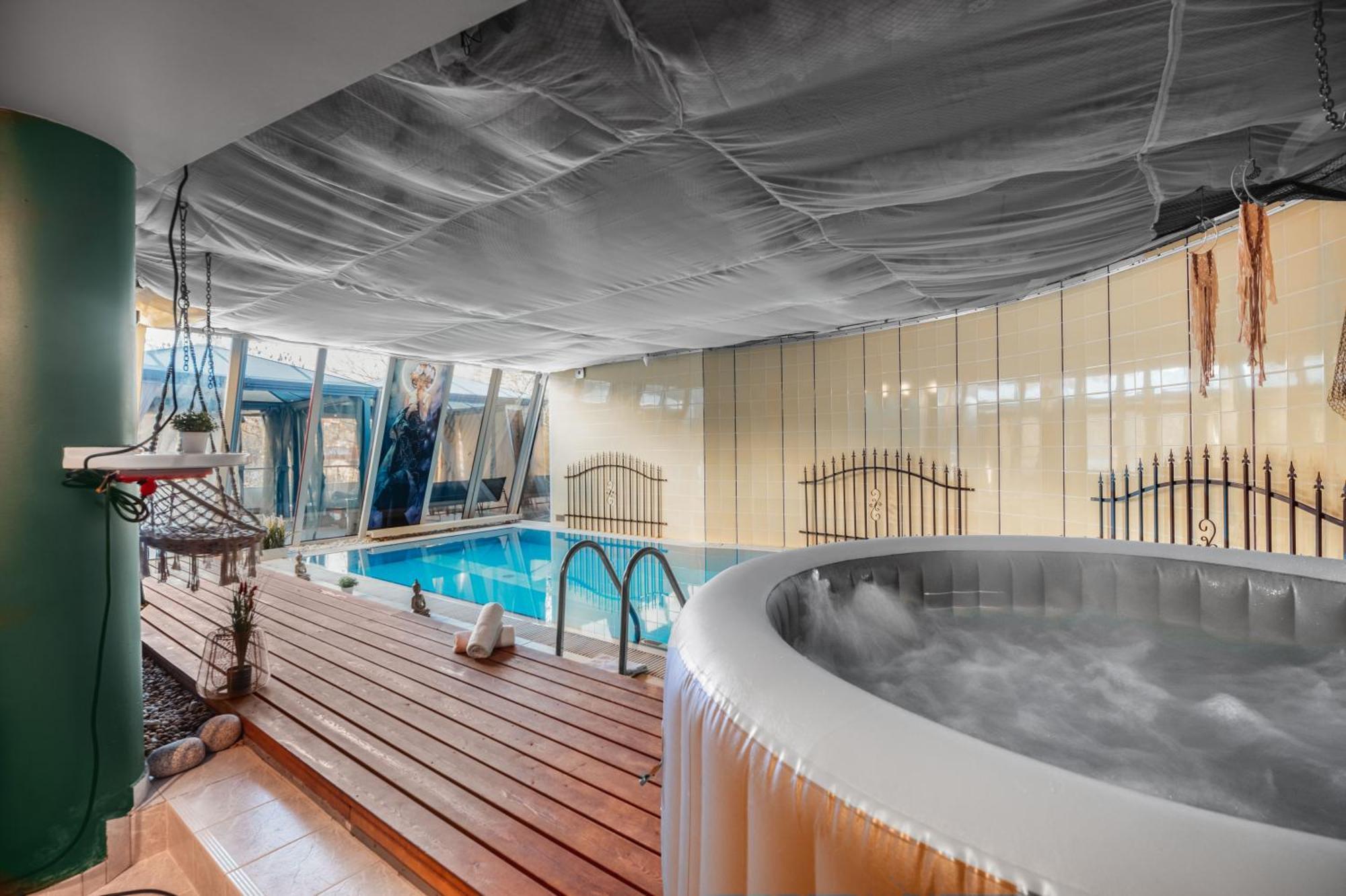 Unique With Private Pool, Cinema,