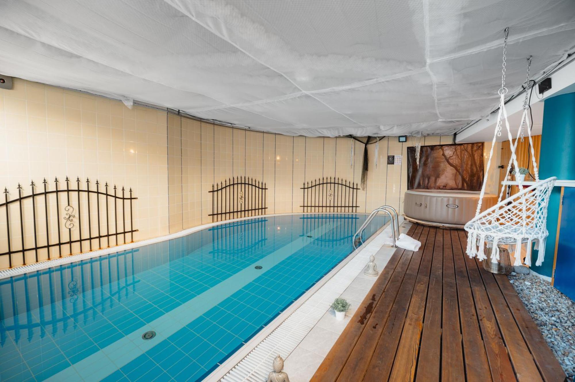 Unique With Private Pool, Cinema, Apartment *