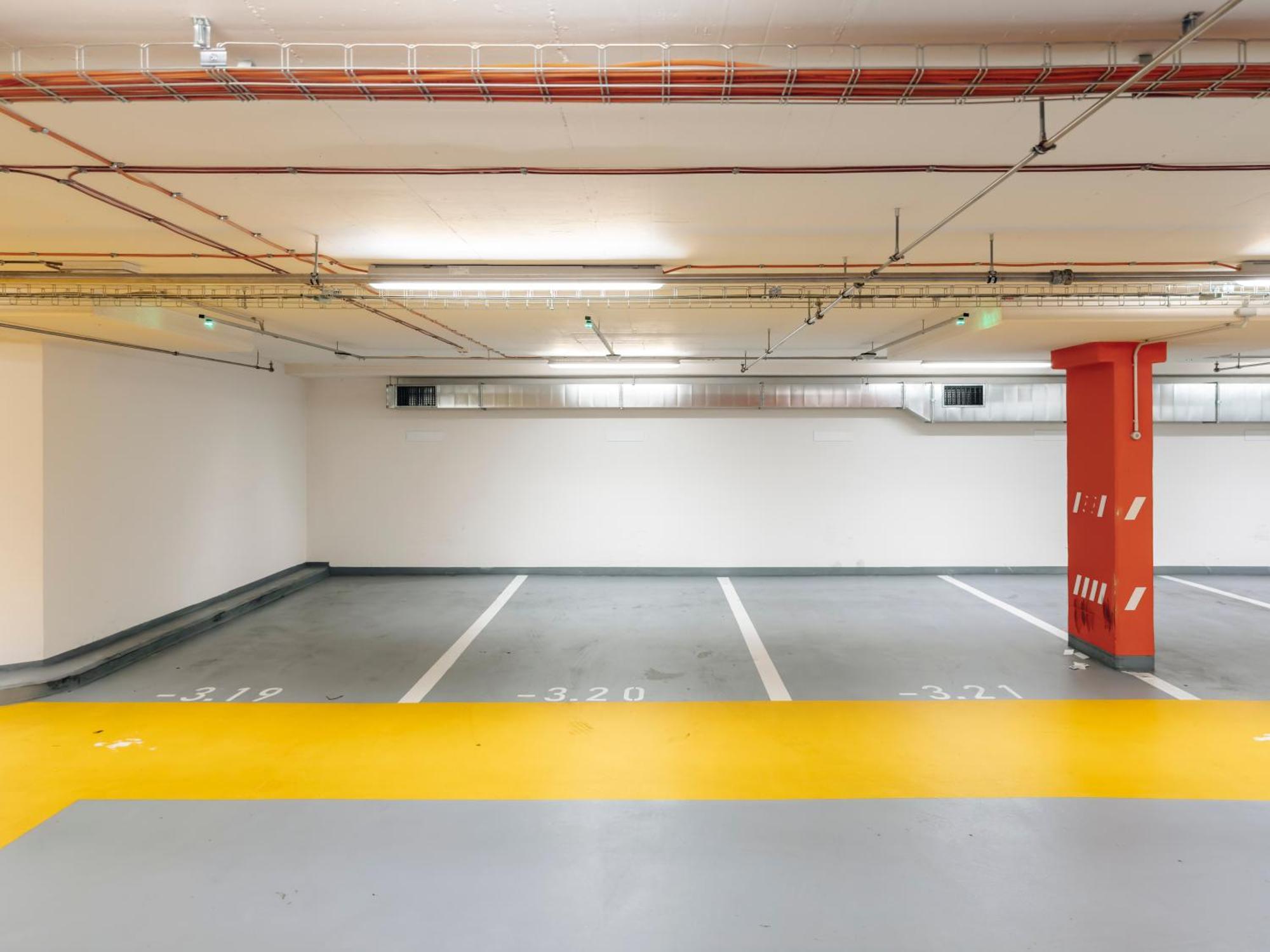 Cityscape Charm Spacious 3 Bedroom Haven For 7 Daire Prag
