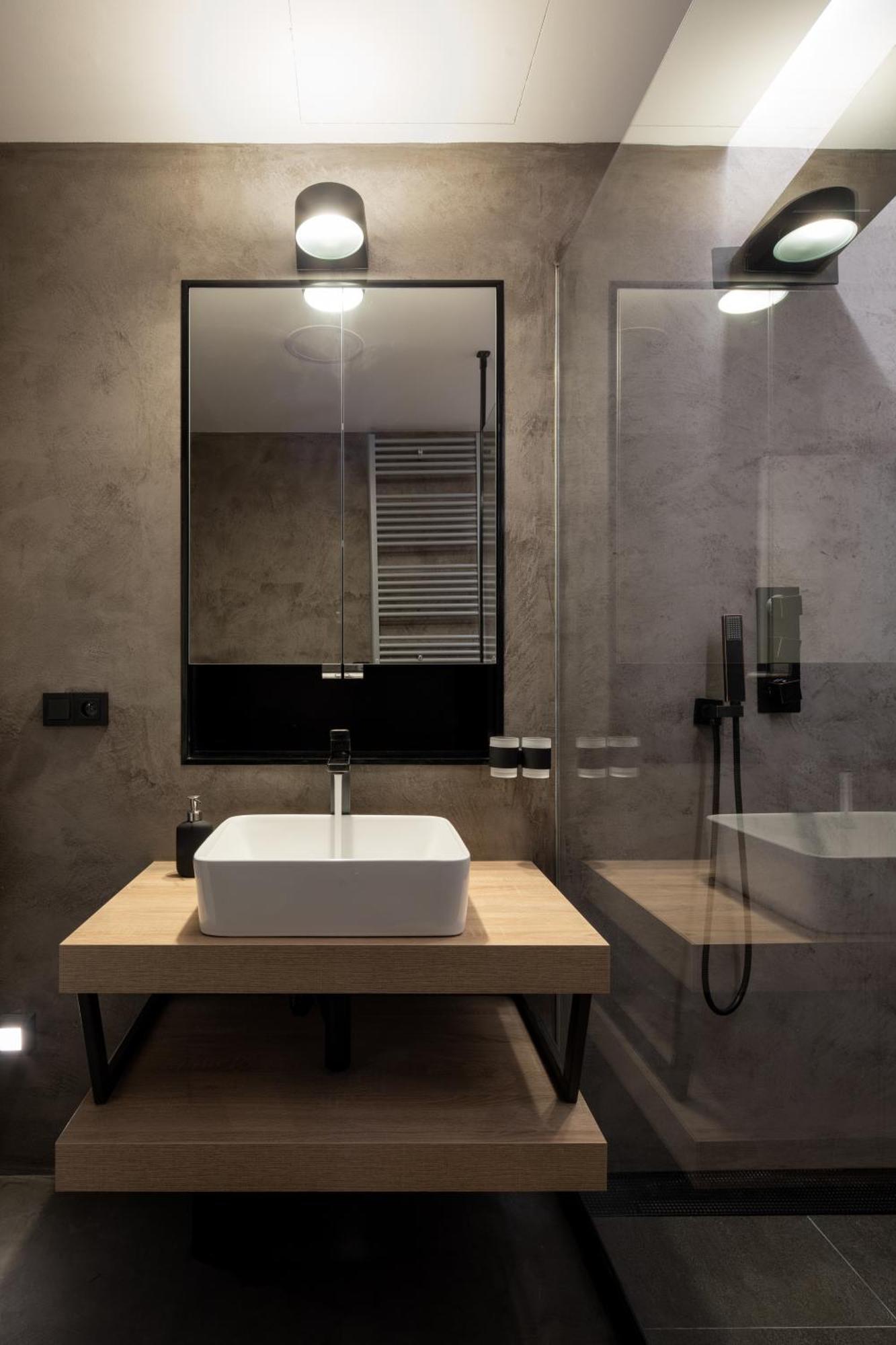 Spectrum Apartment