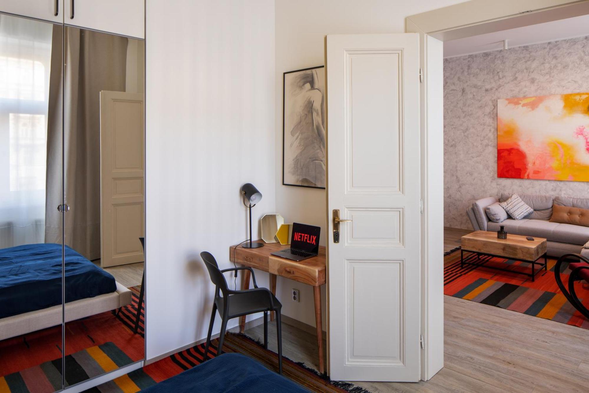 Apartment Spectrum