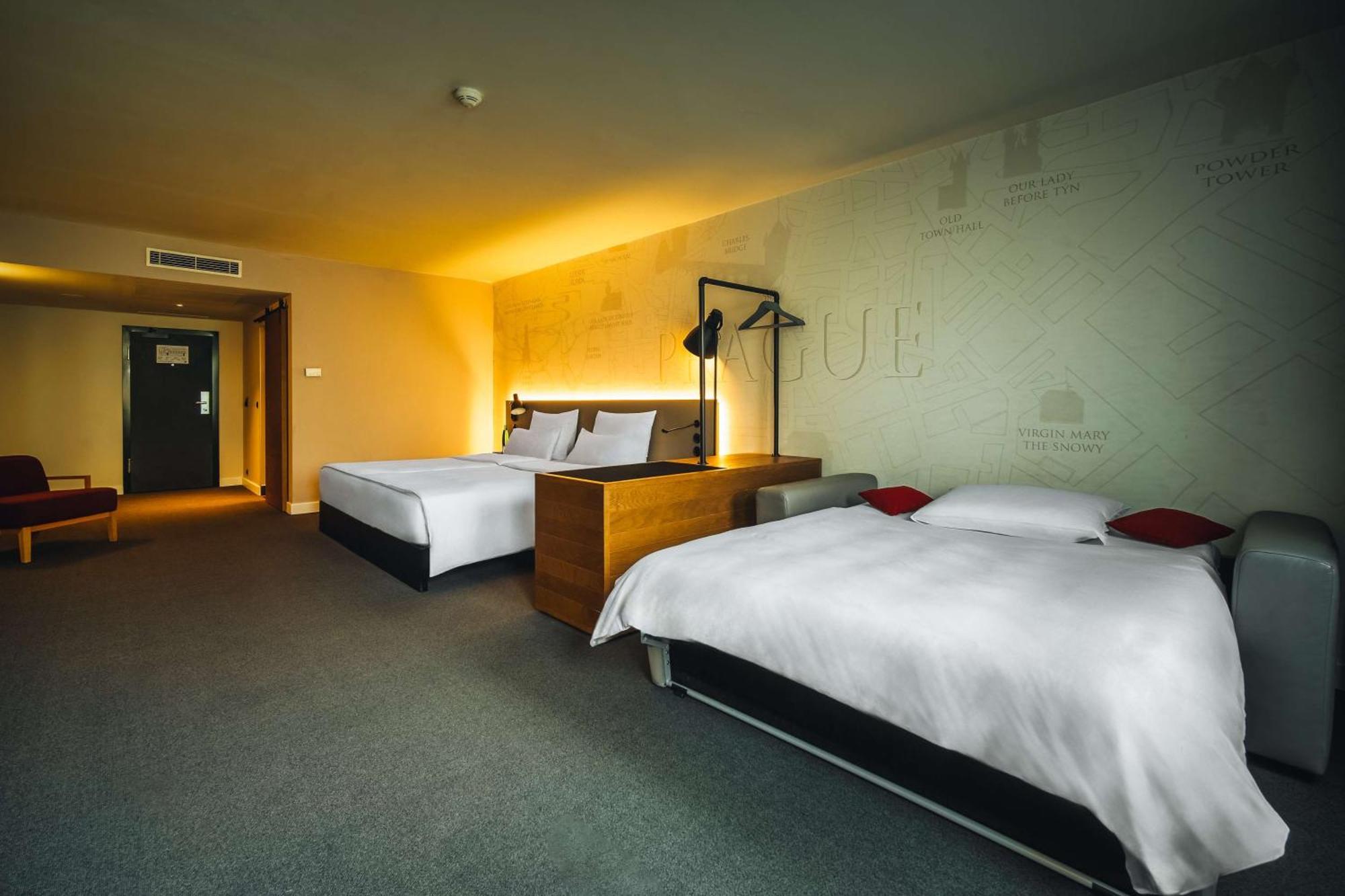 Pentahotel Hotel