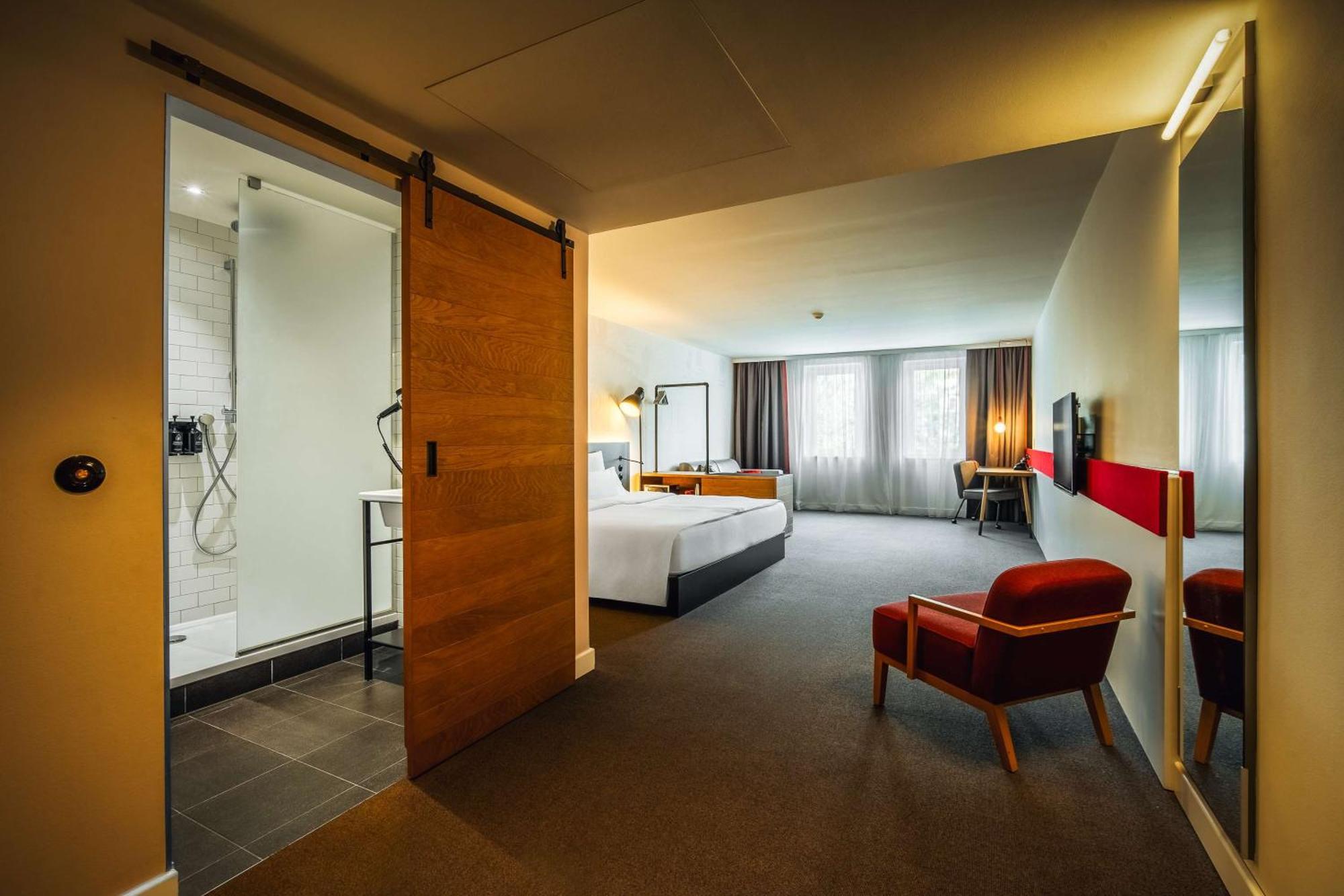 Pentahotel Otel 4*