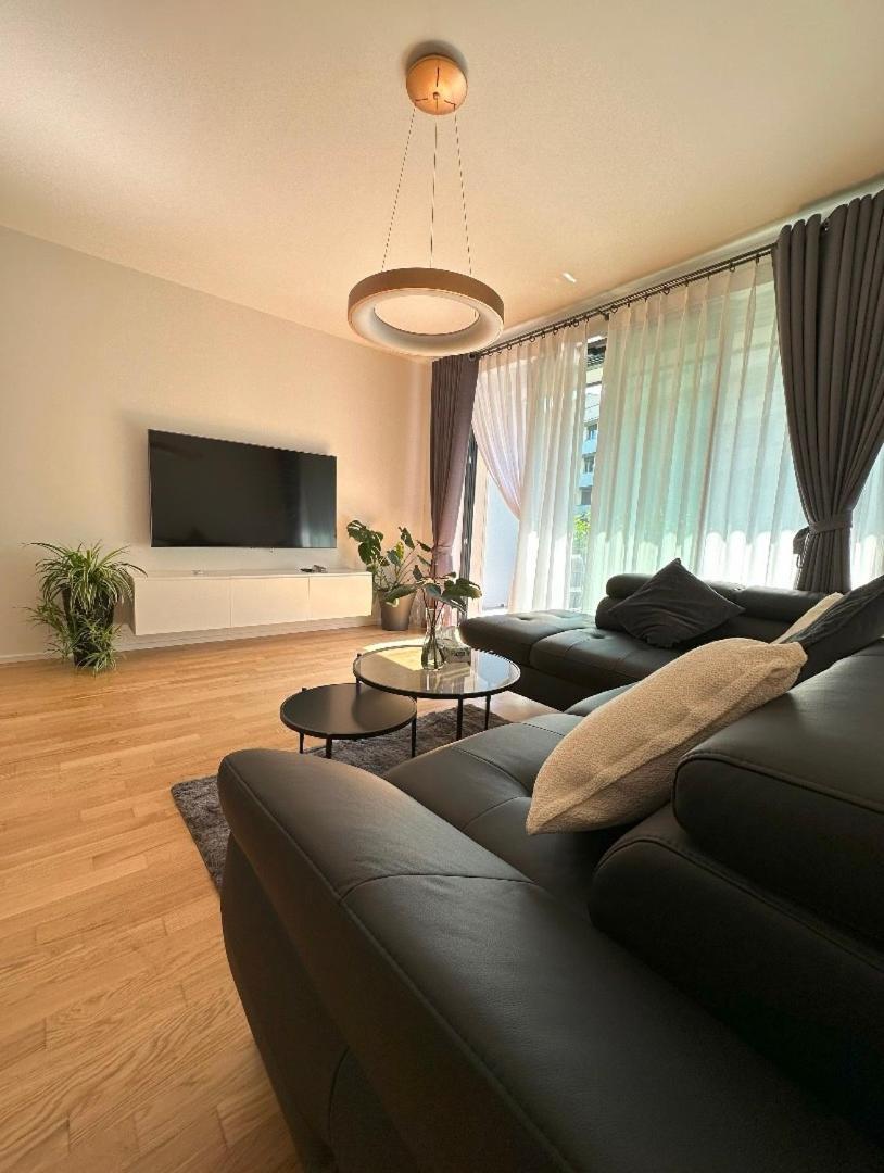With Garage & Terrace Apartment Prague
