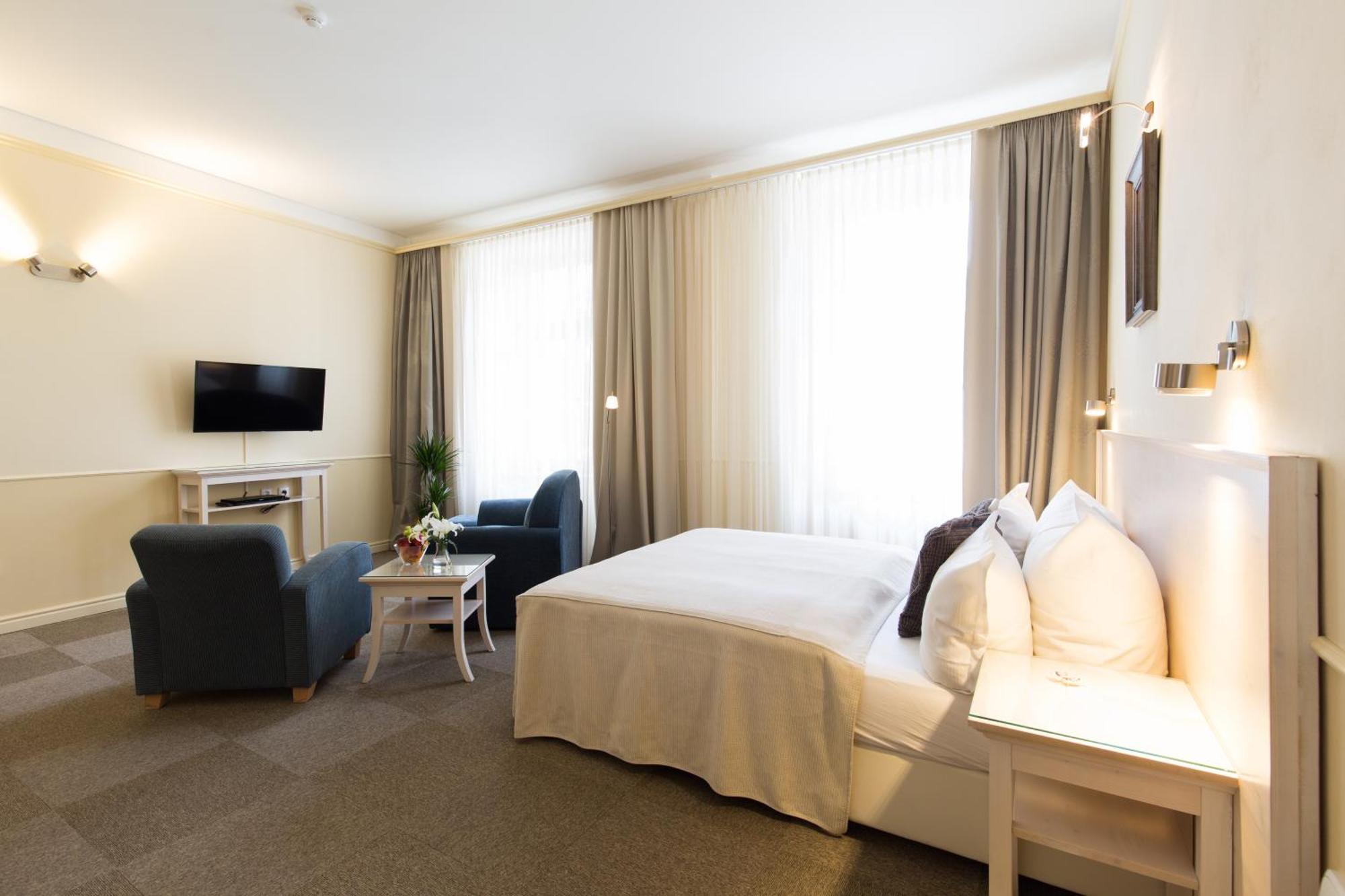 Hotel Unitas 4*