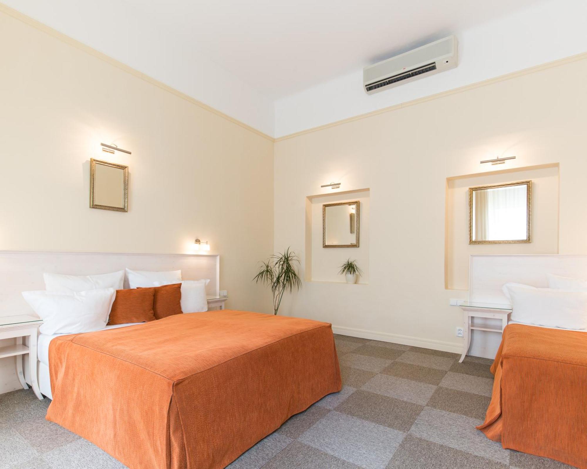 Hotel Unitas Prague
