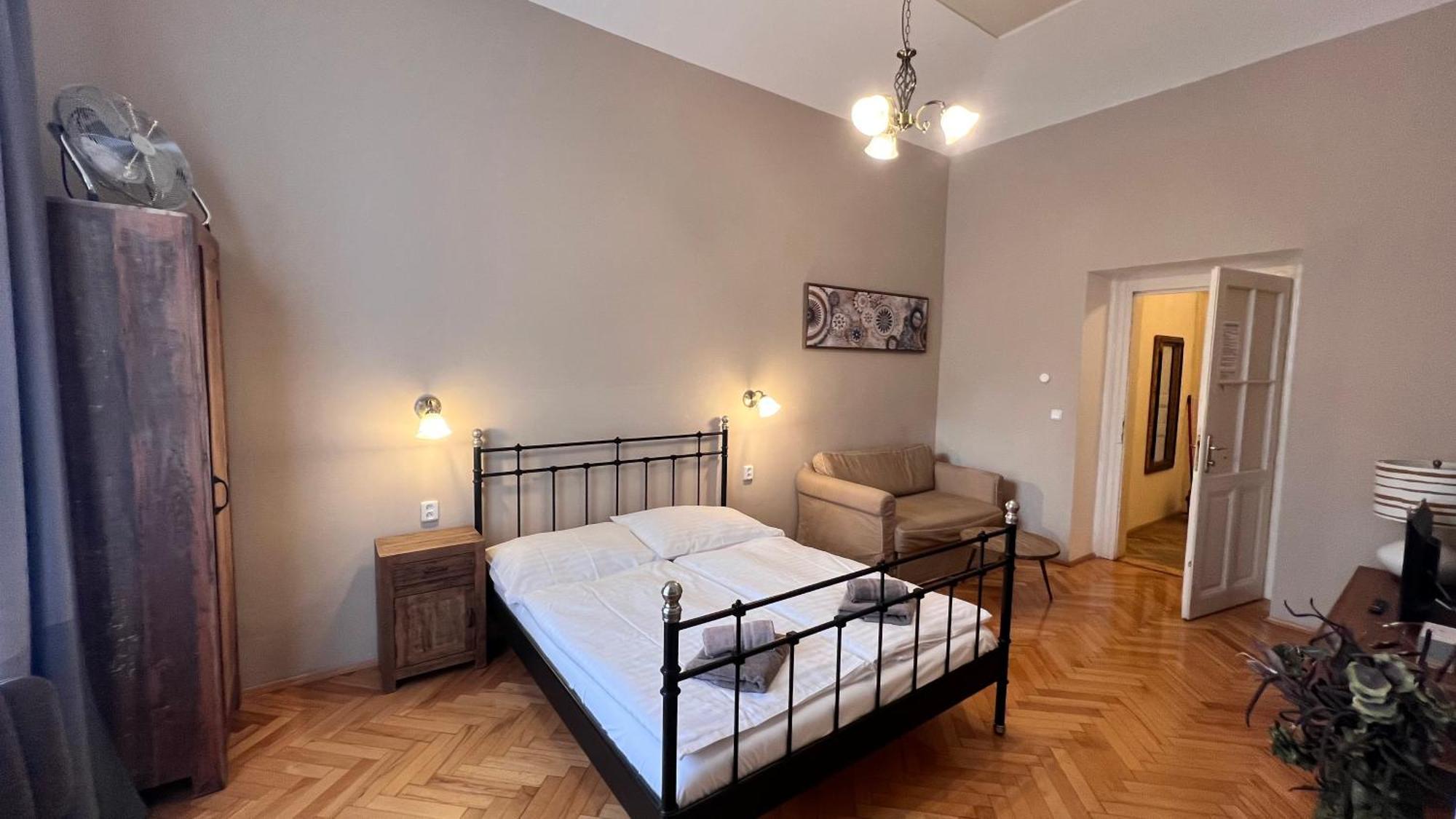 Old Town - Dusni Apartment
