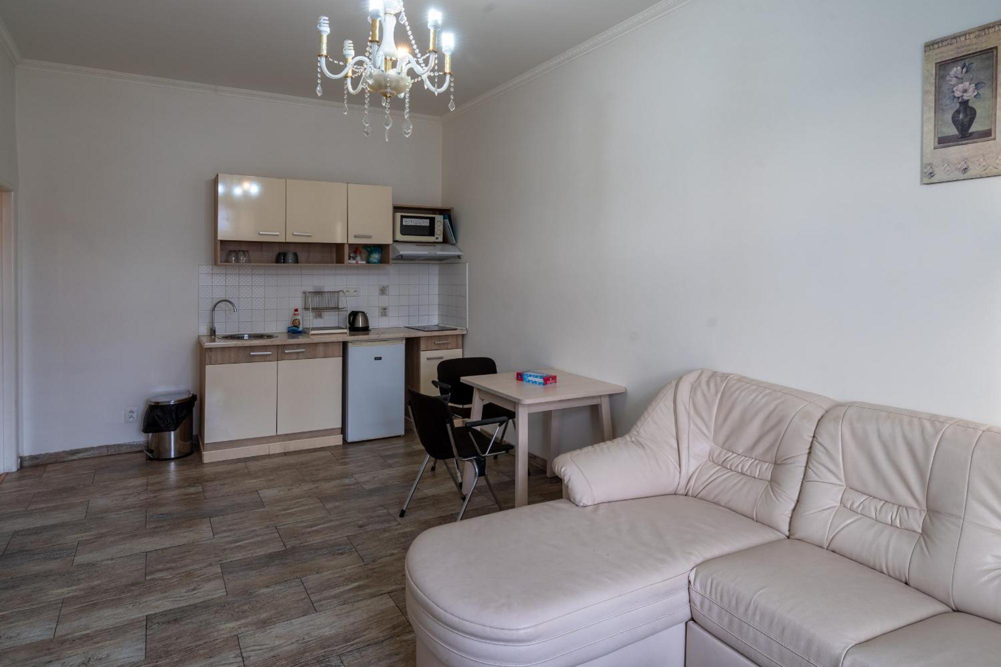 Downtown Apartment *