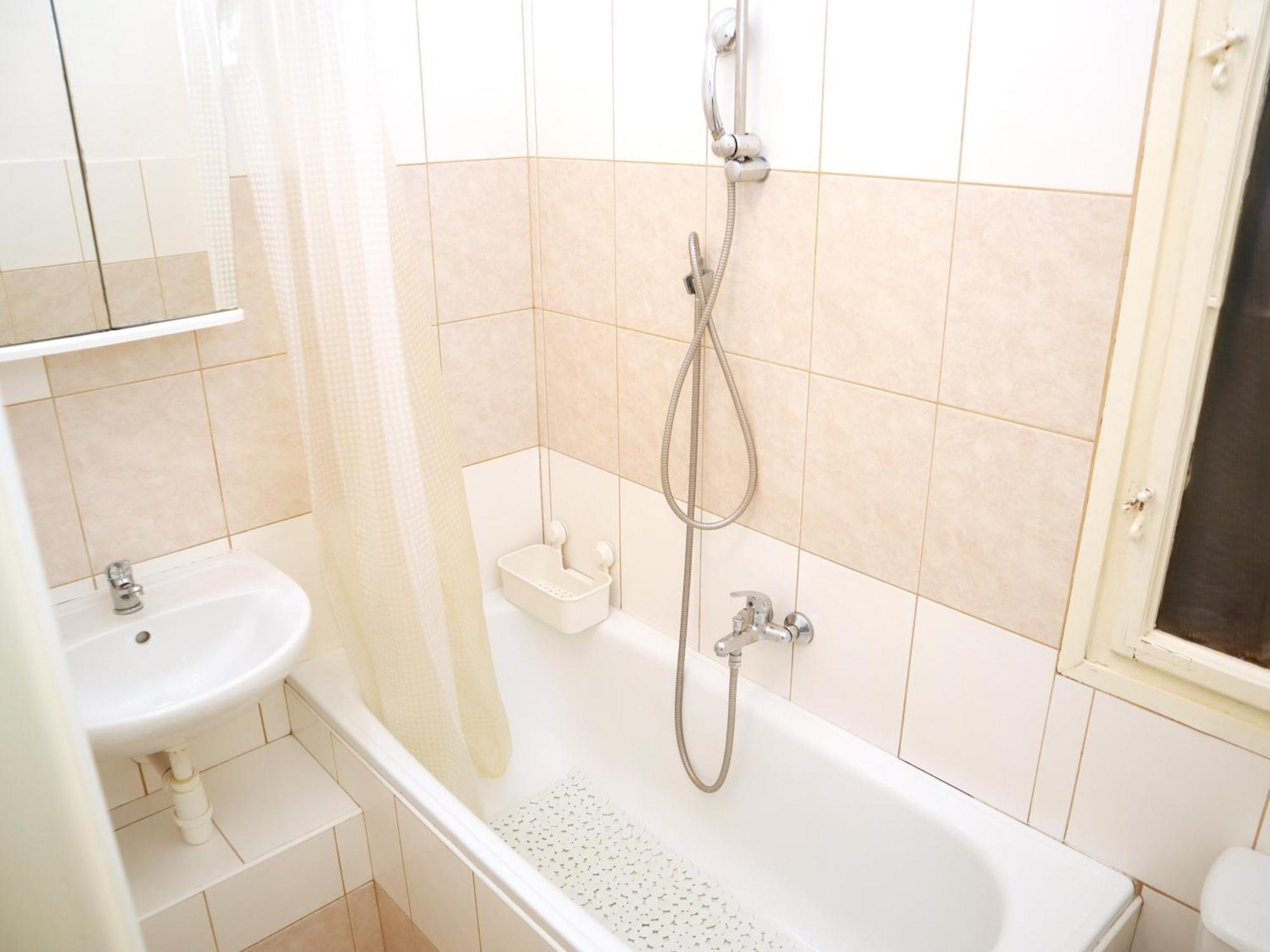 Homestay Old Town & Parking Assistance *
