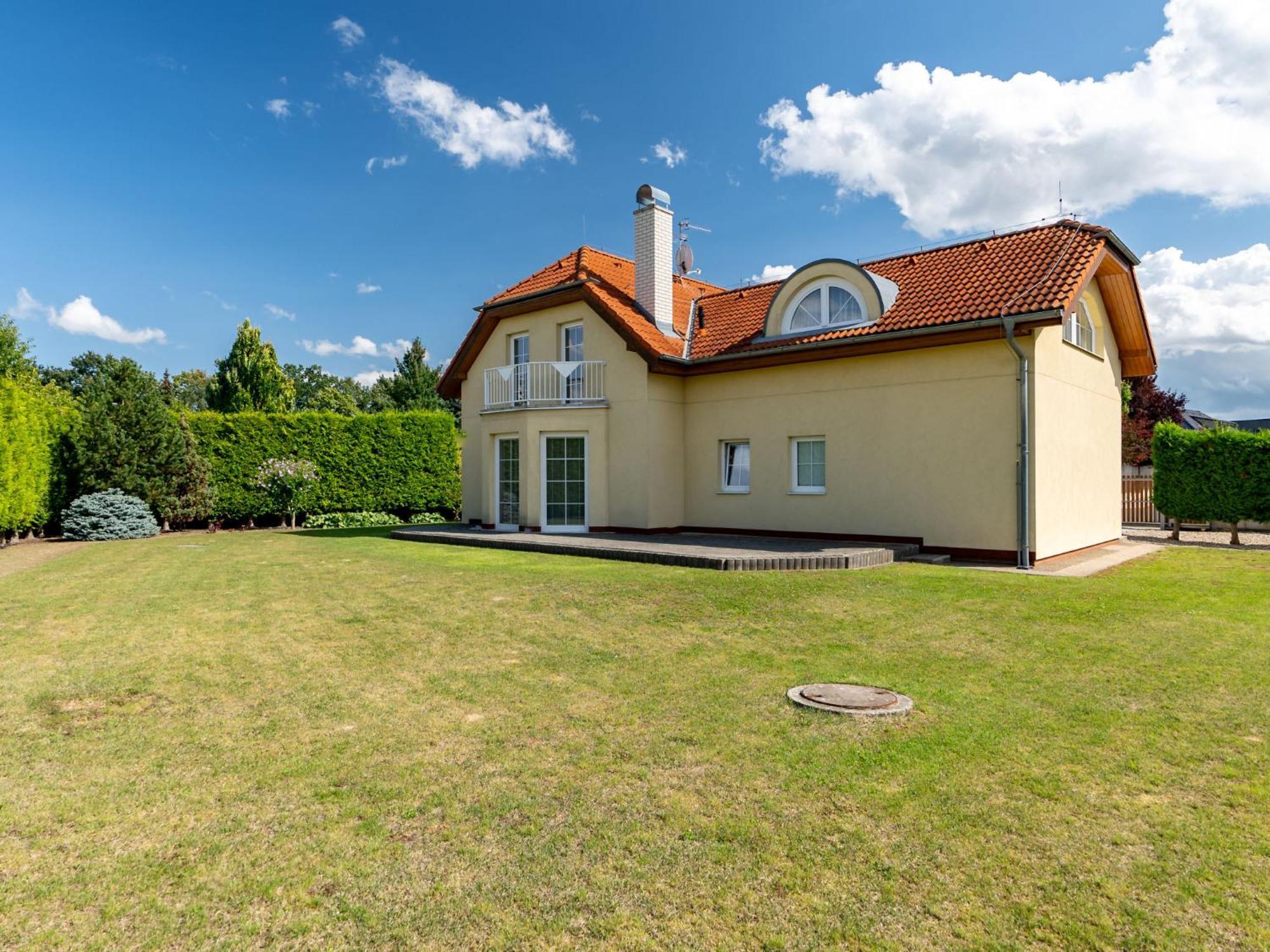 Libonovska By Interhome * Prague