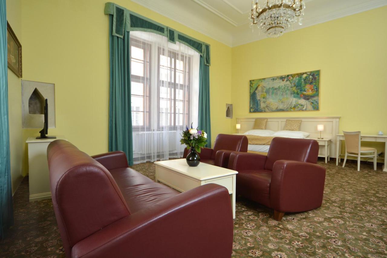 Hotel Metamorphis