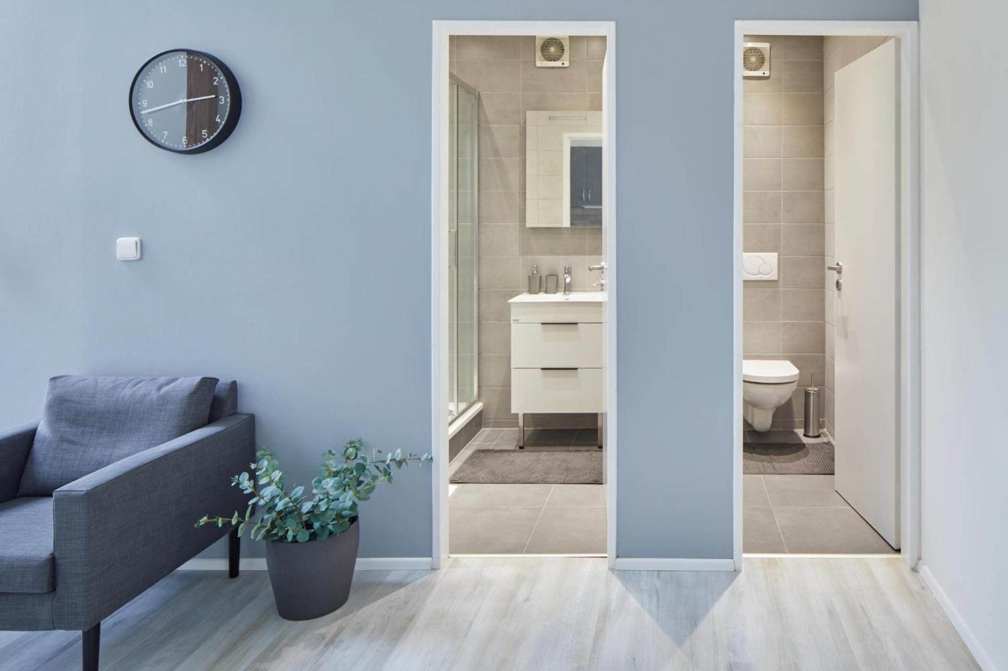 Days - Bright - Fast Wifi - Quiet Area Apartment Prague