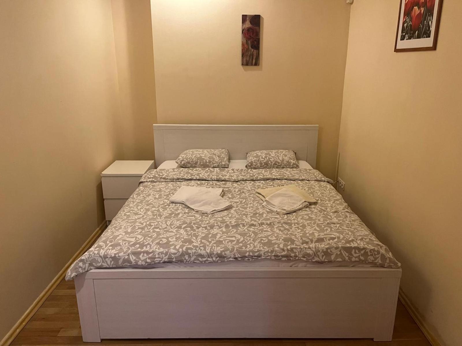 Venceslao Square Apartment