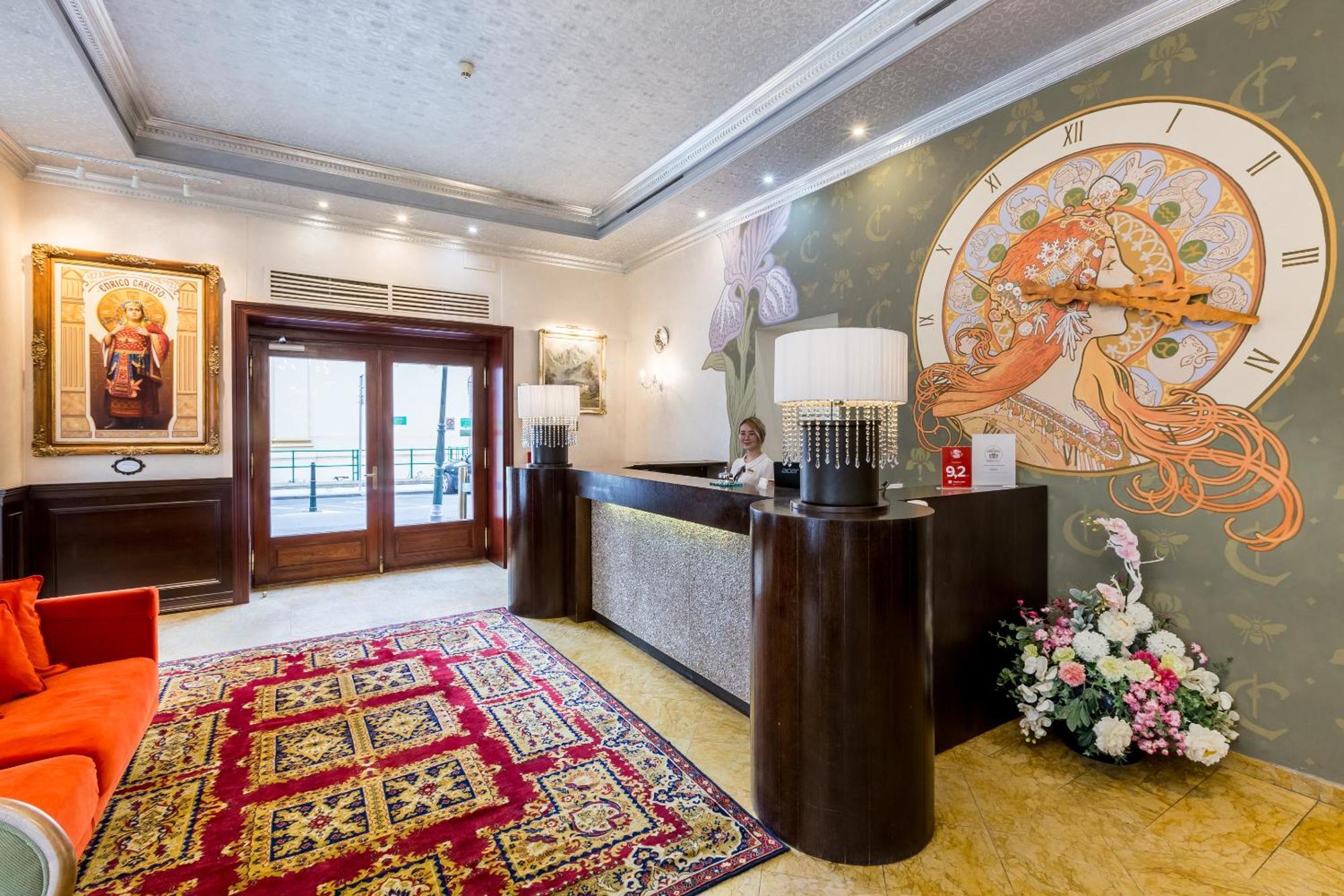 Otel Caruso Old Town