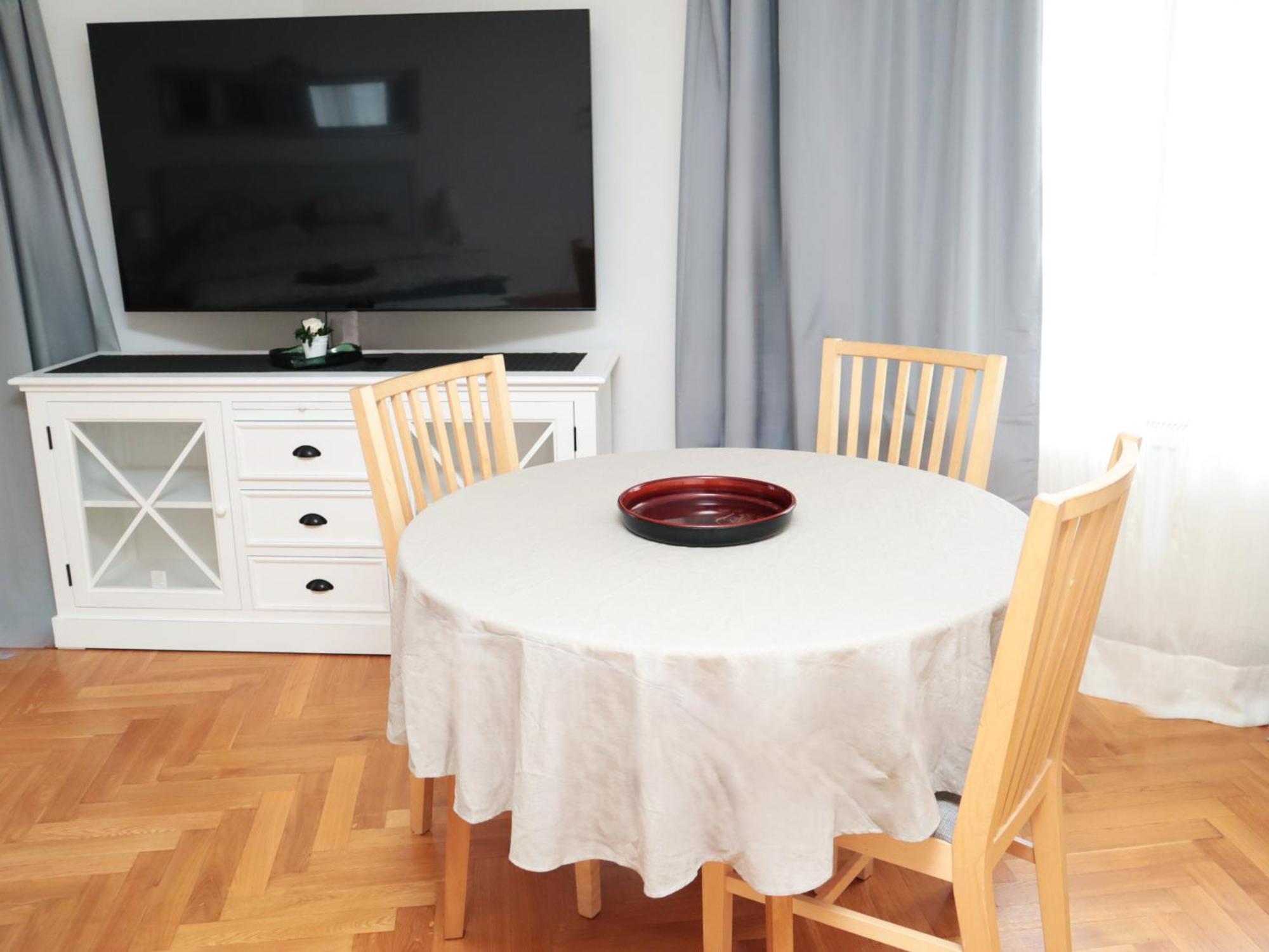 At The Blue Lion & Parking Assistance Apartamento *