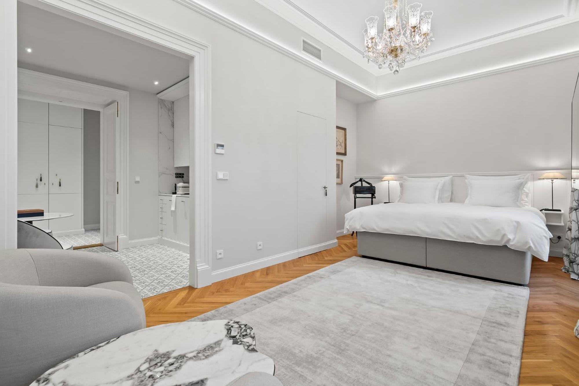 Vodickova Luxury Apartment Prague