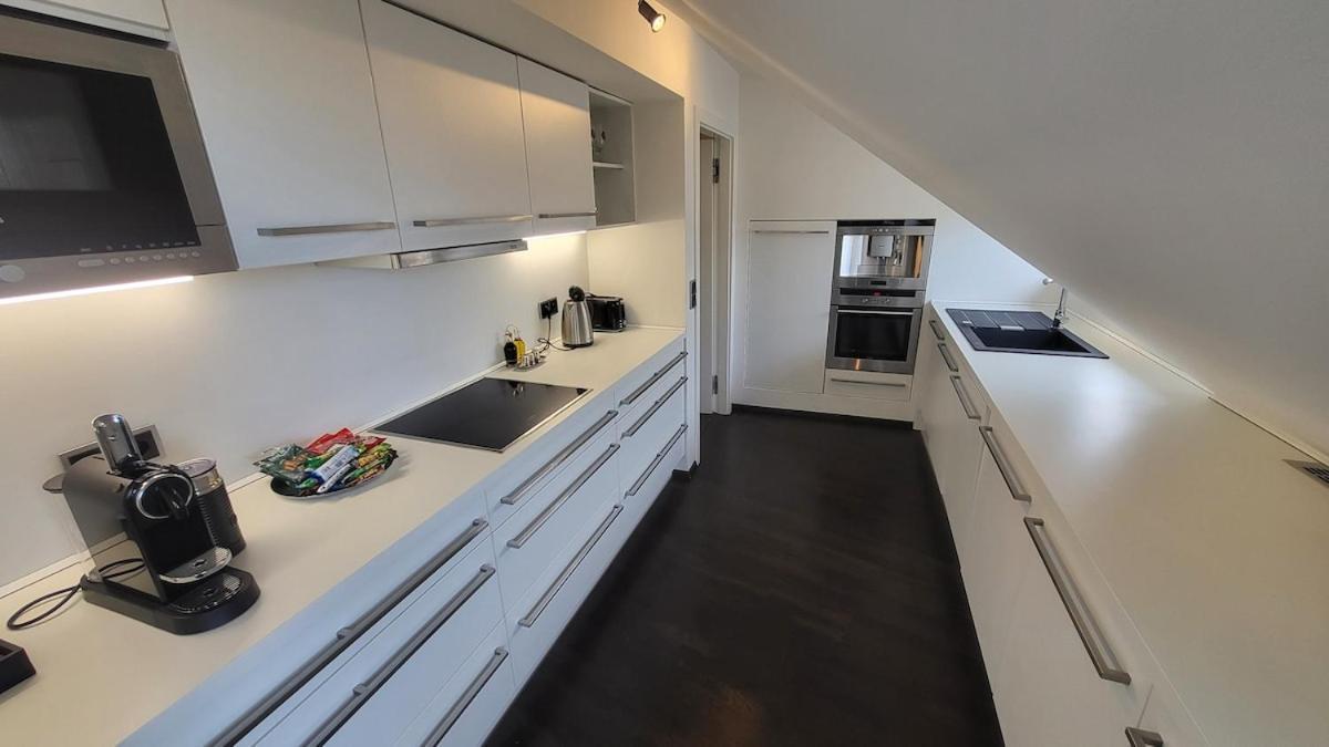 Luxury - View Of The Center Of Apartment