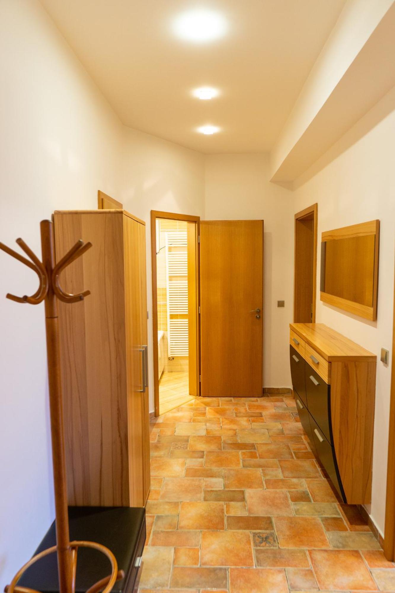 Apartment Michalska Residence By Old Town Square