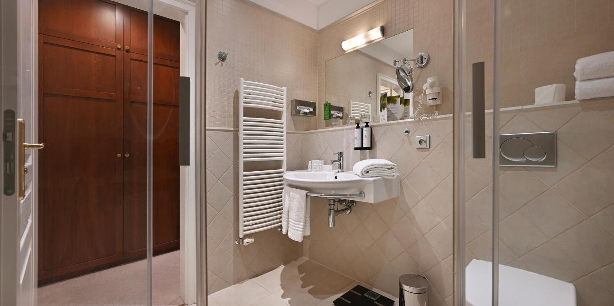 Rott 4* Prague