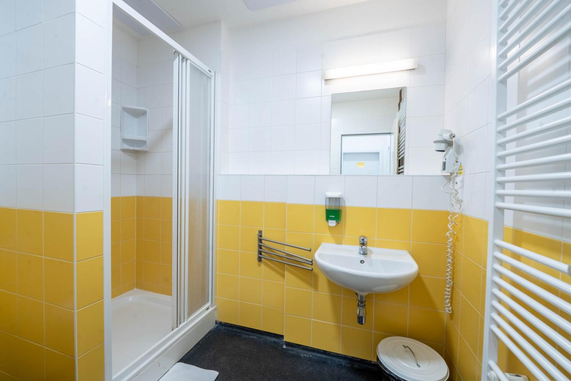 Drunken Monkey Hostel Prague