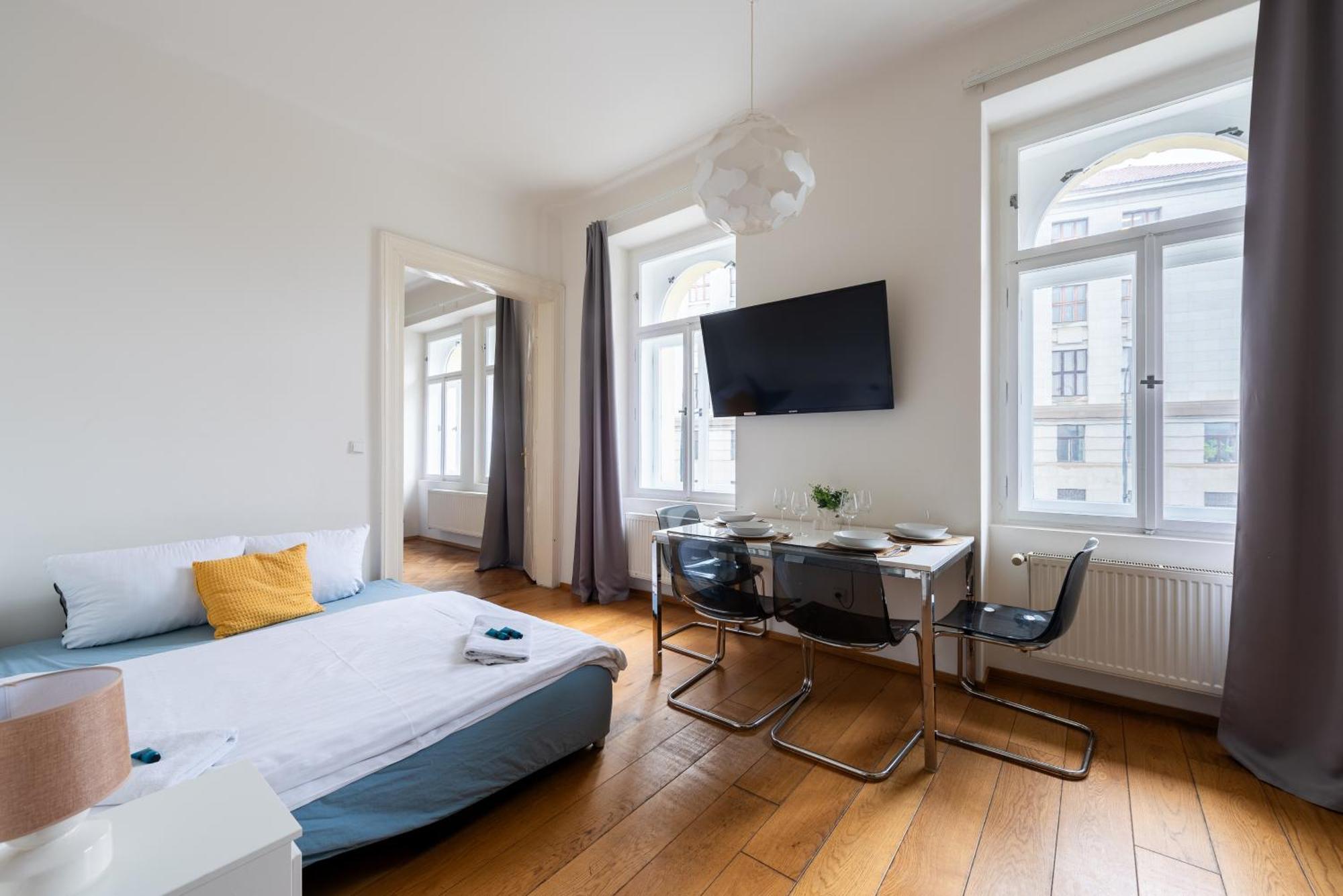 Tesnov Aparthotel 2*