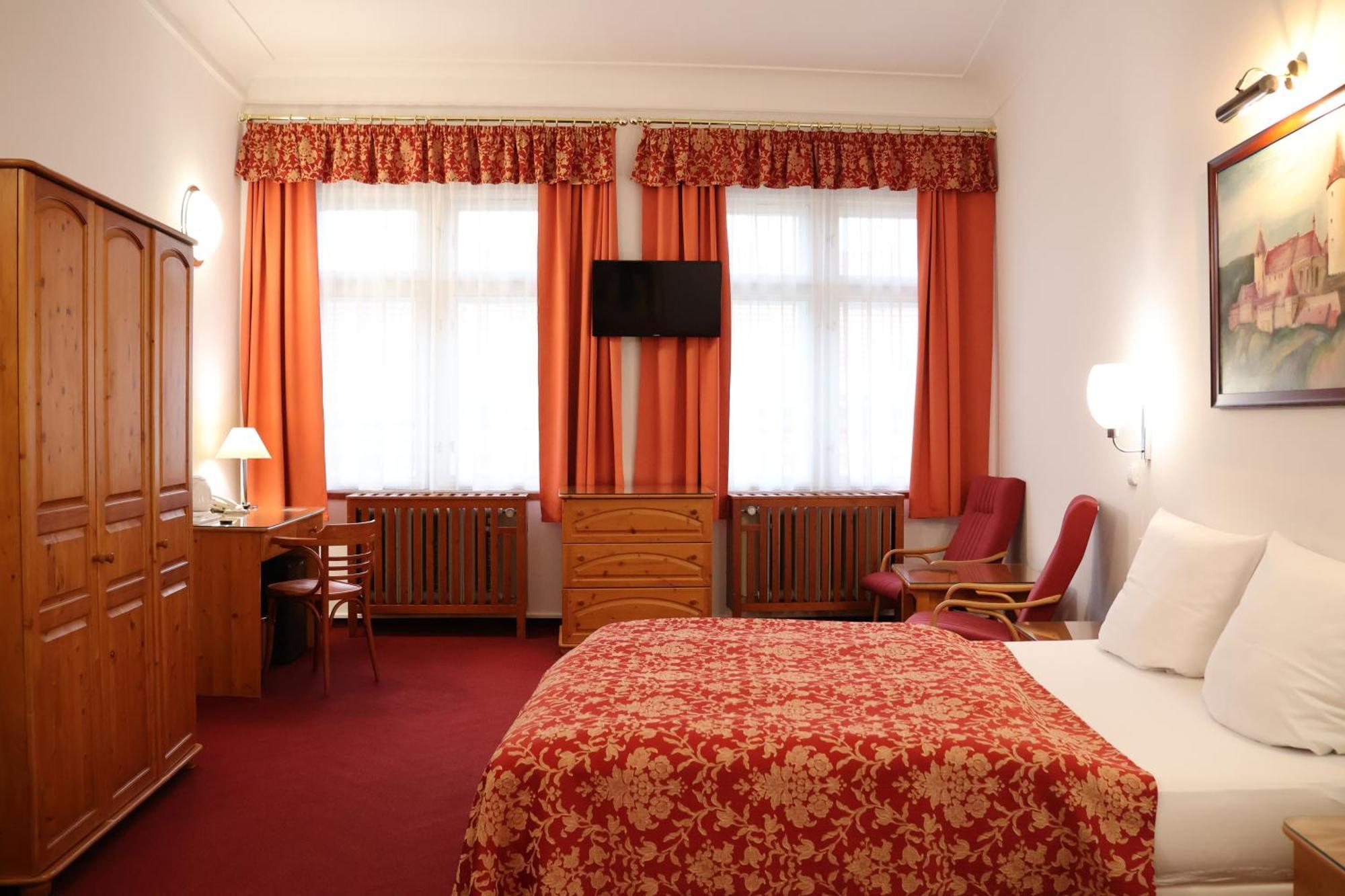 Hotel Unitas 3*