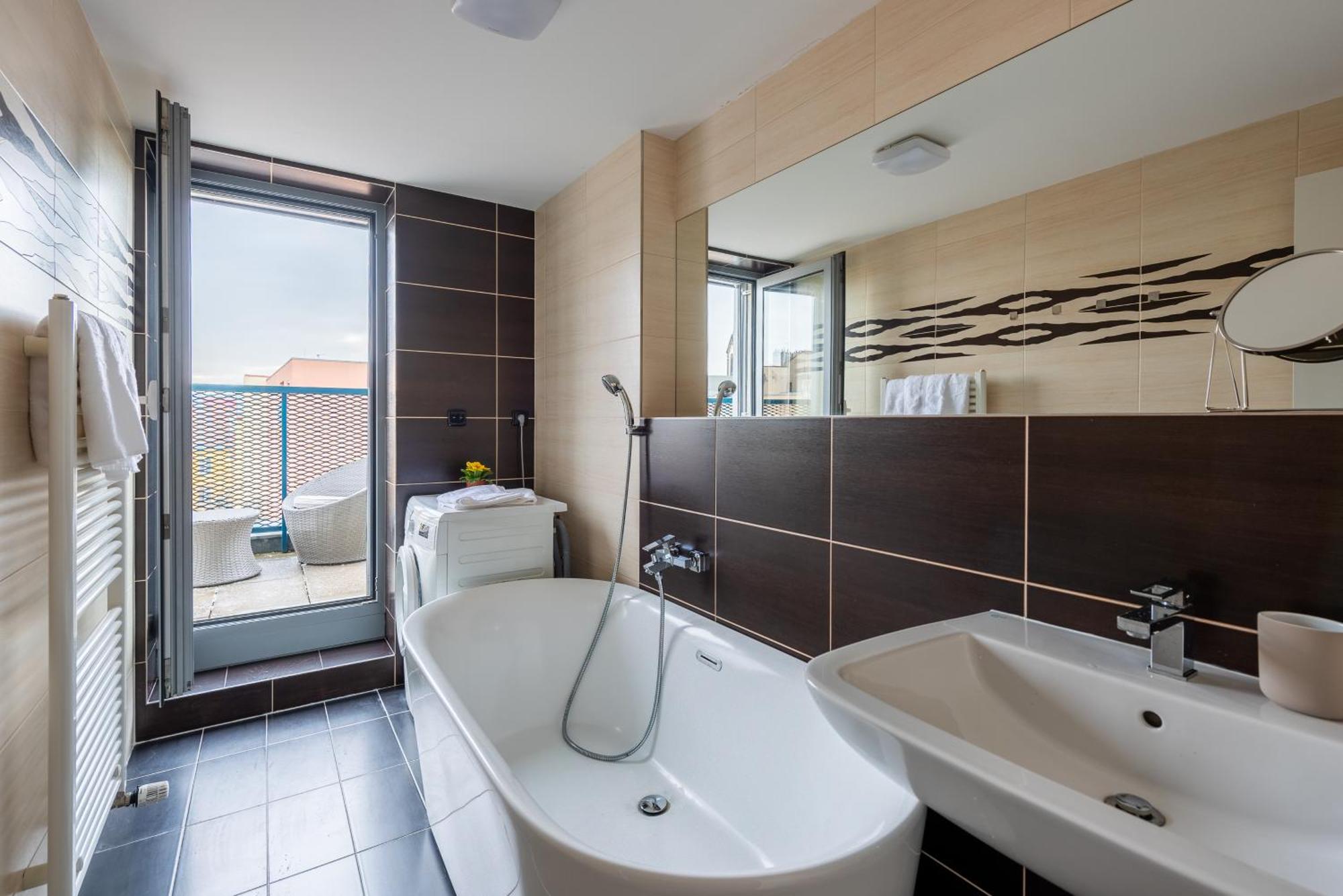 Premiumn Penthouse With Terrace In * Prague