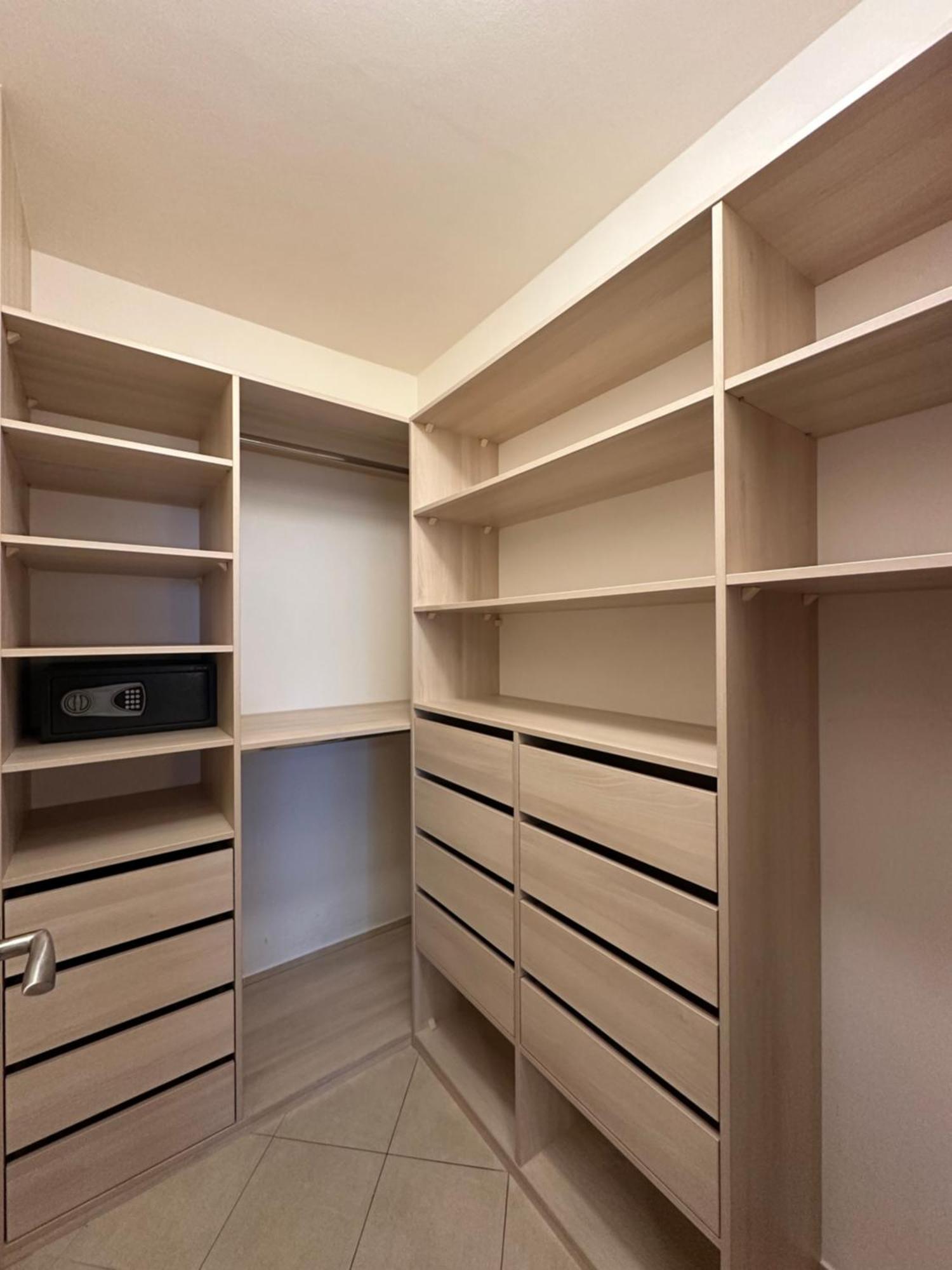 Apartment Garden Towers - Free Underground Parking *