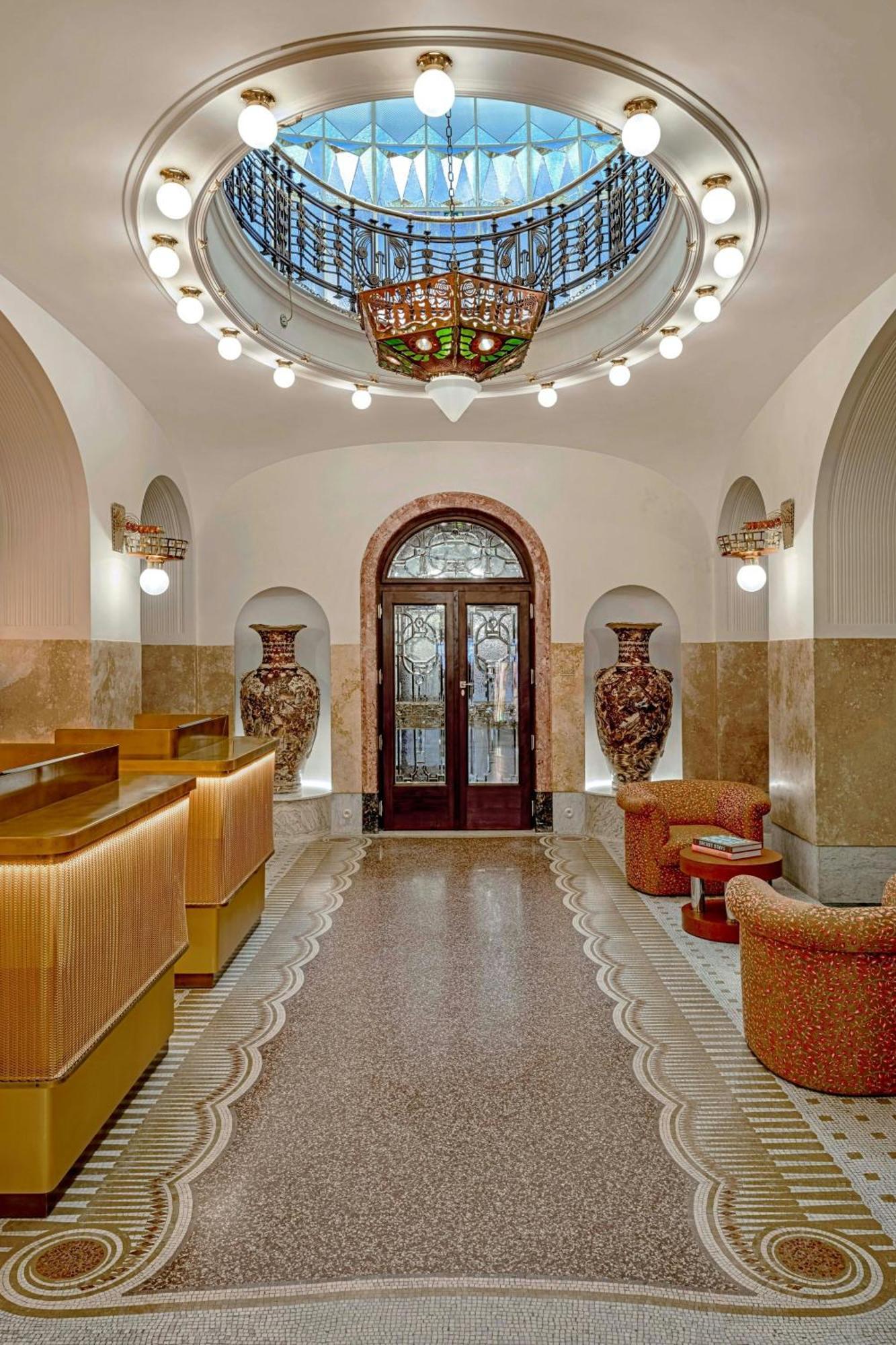 Hotel W Prague