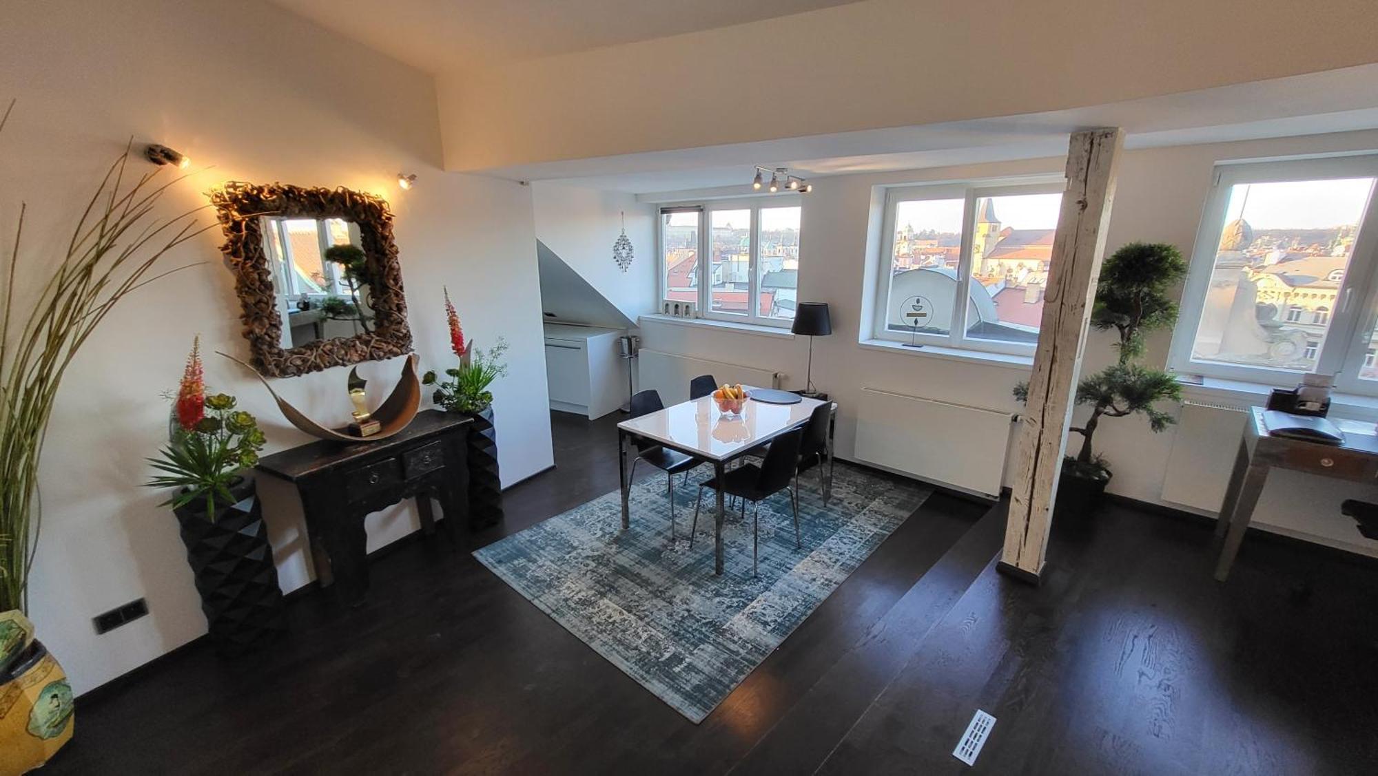 Luxury - View Of The Center Of Apartment