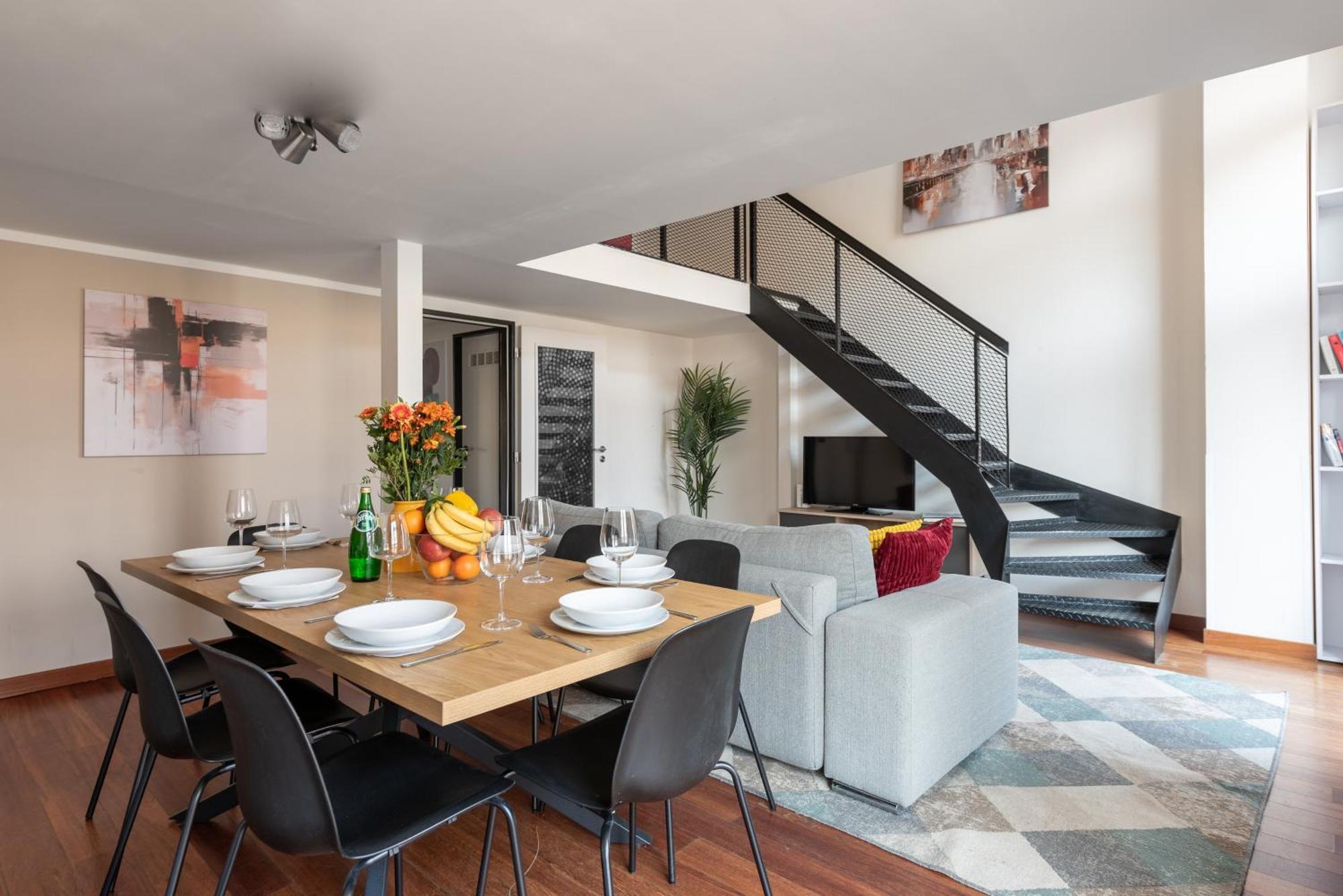 Spacious Near Karlin Square Apartment Prague