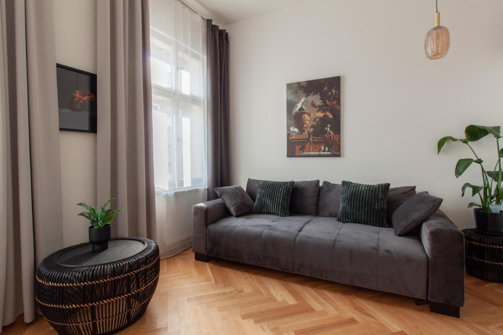 Churchill Heritage Apartment *