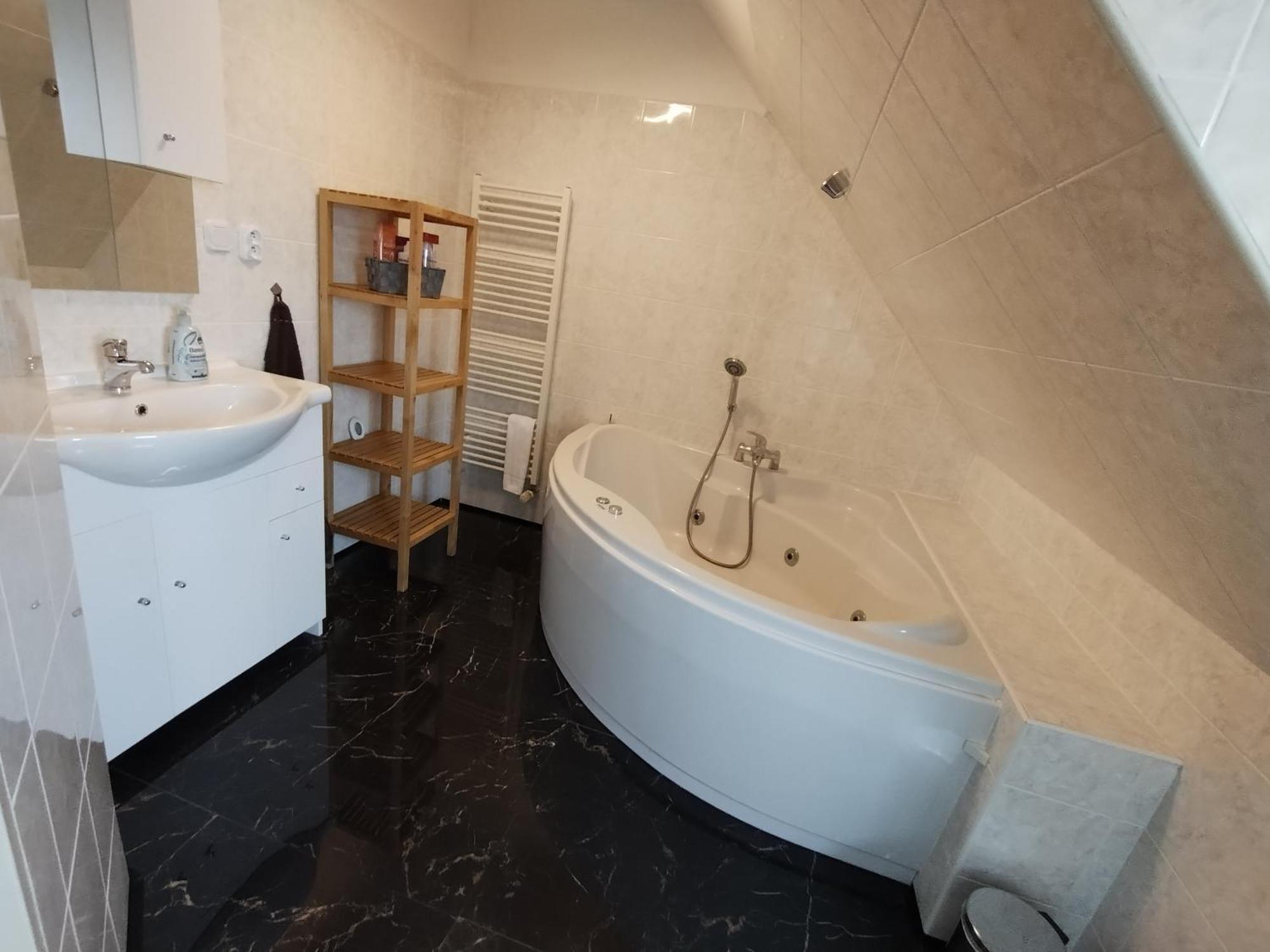 Duplex With Garden Prague