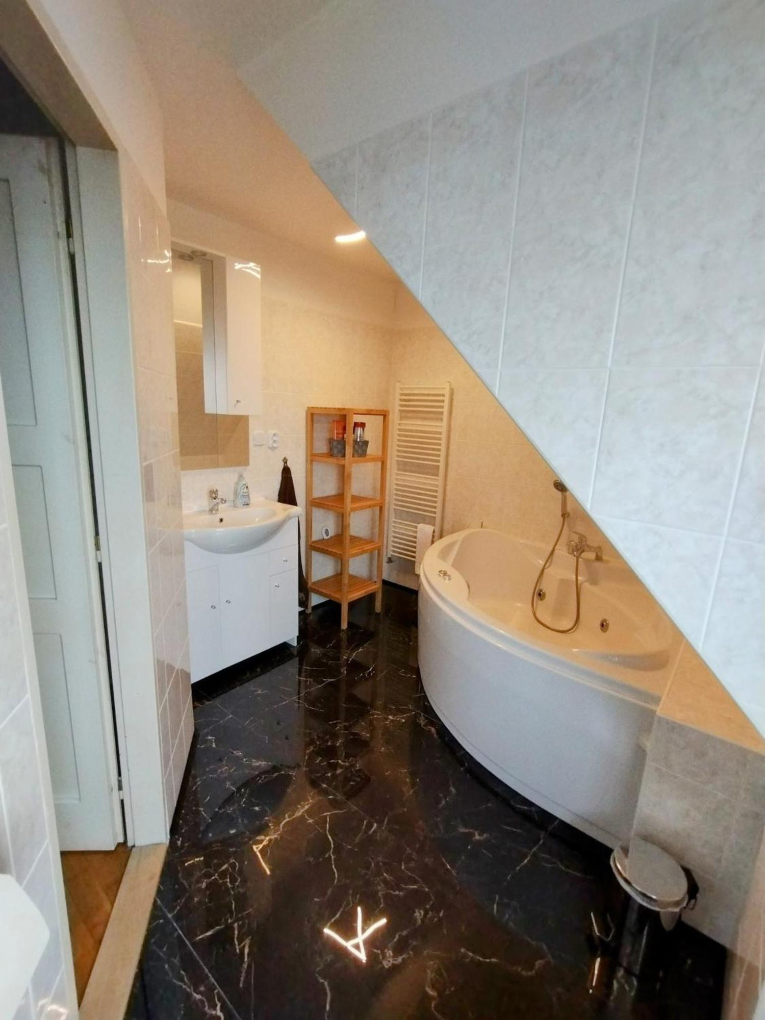 Duplex With Garden * Prague