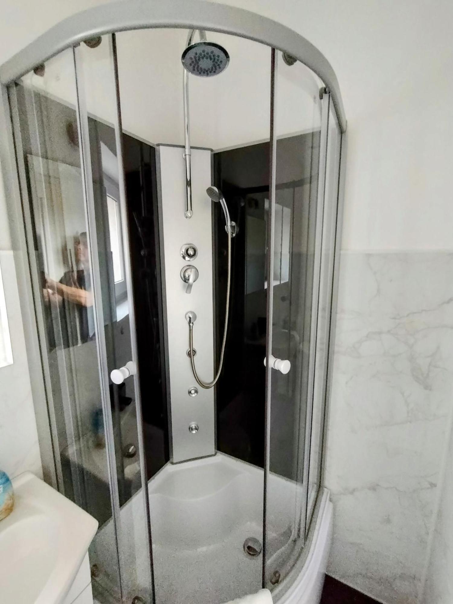 Apartment Duplex With Garden Prague