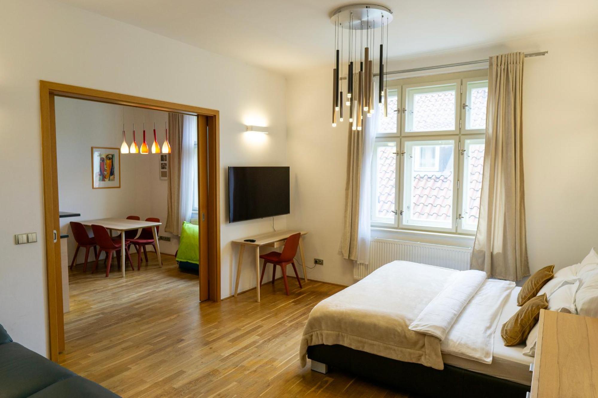 Apartment Michalska Residence By Old Town Square *