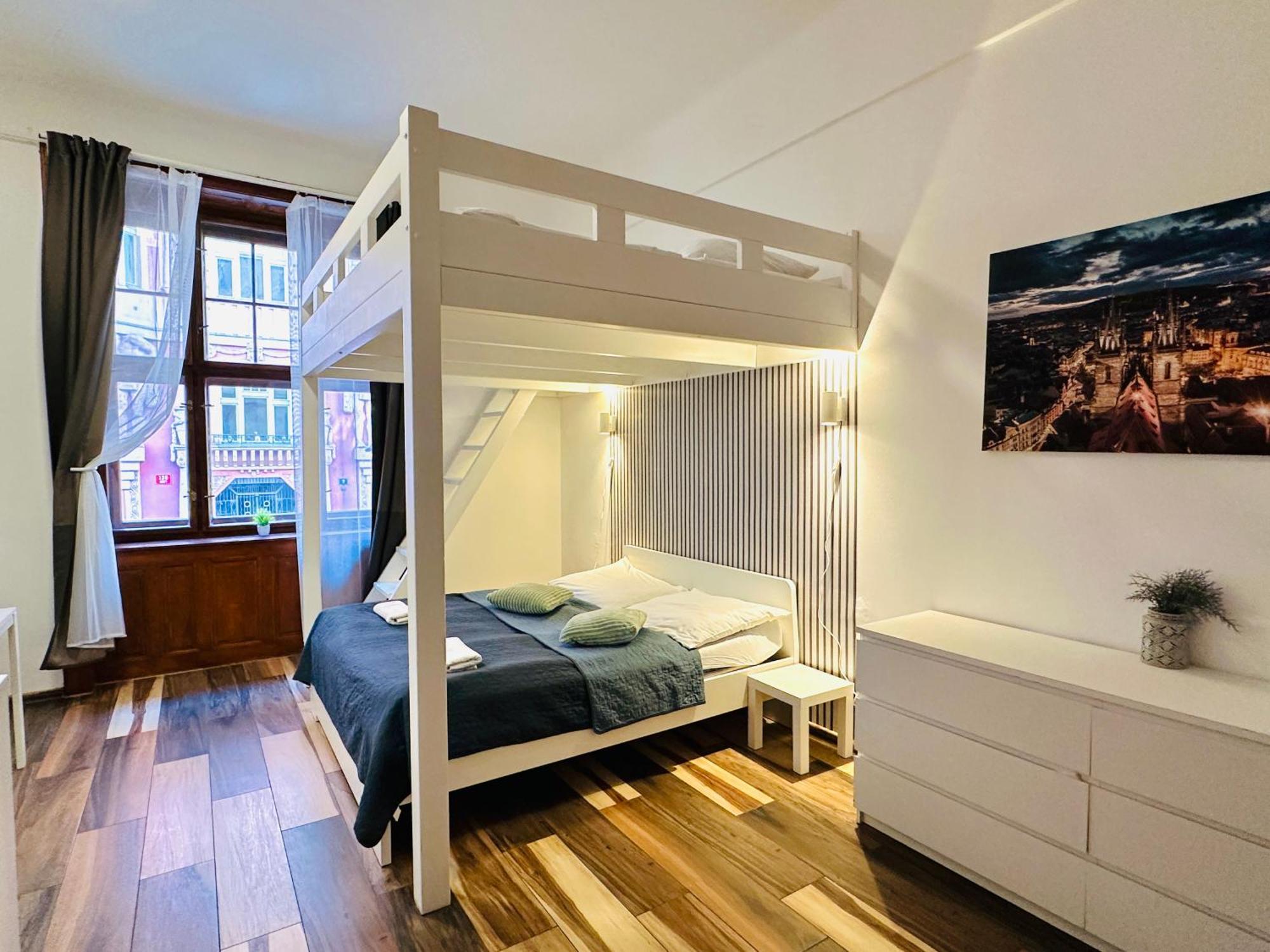 Elly Modern Oldtown Apartment