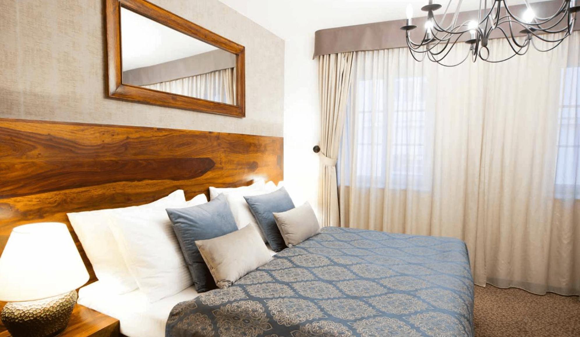 Agnes Hotel
