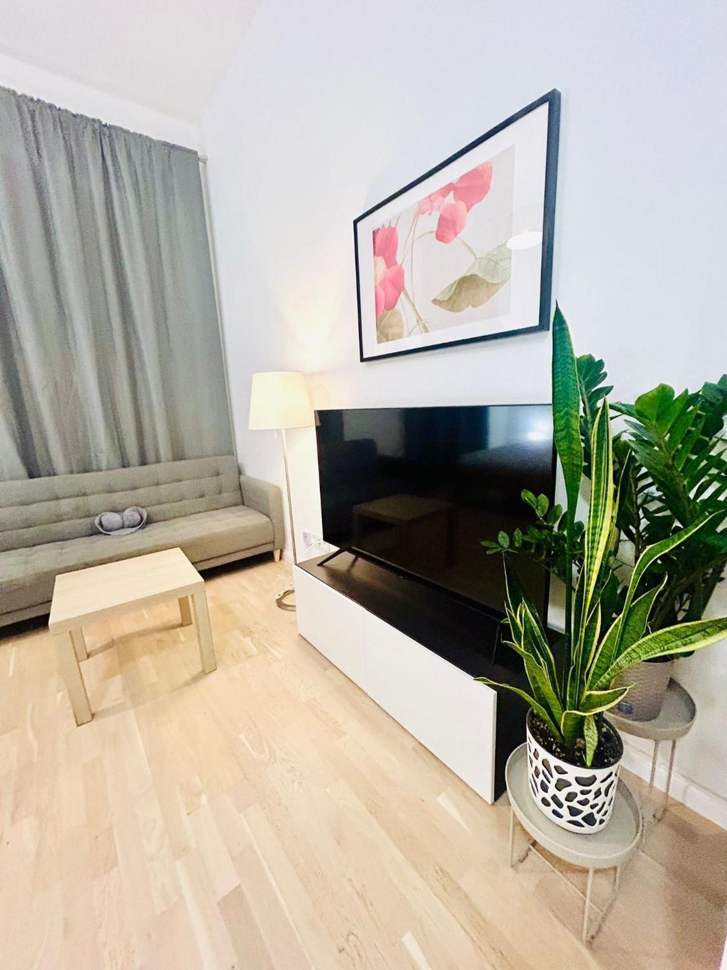 New Design & Style 50m From Wenceslas Square Apartment *