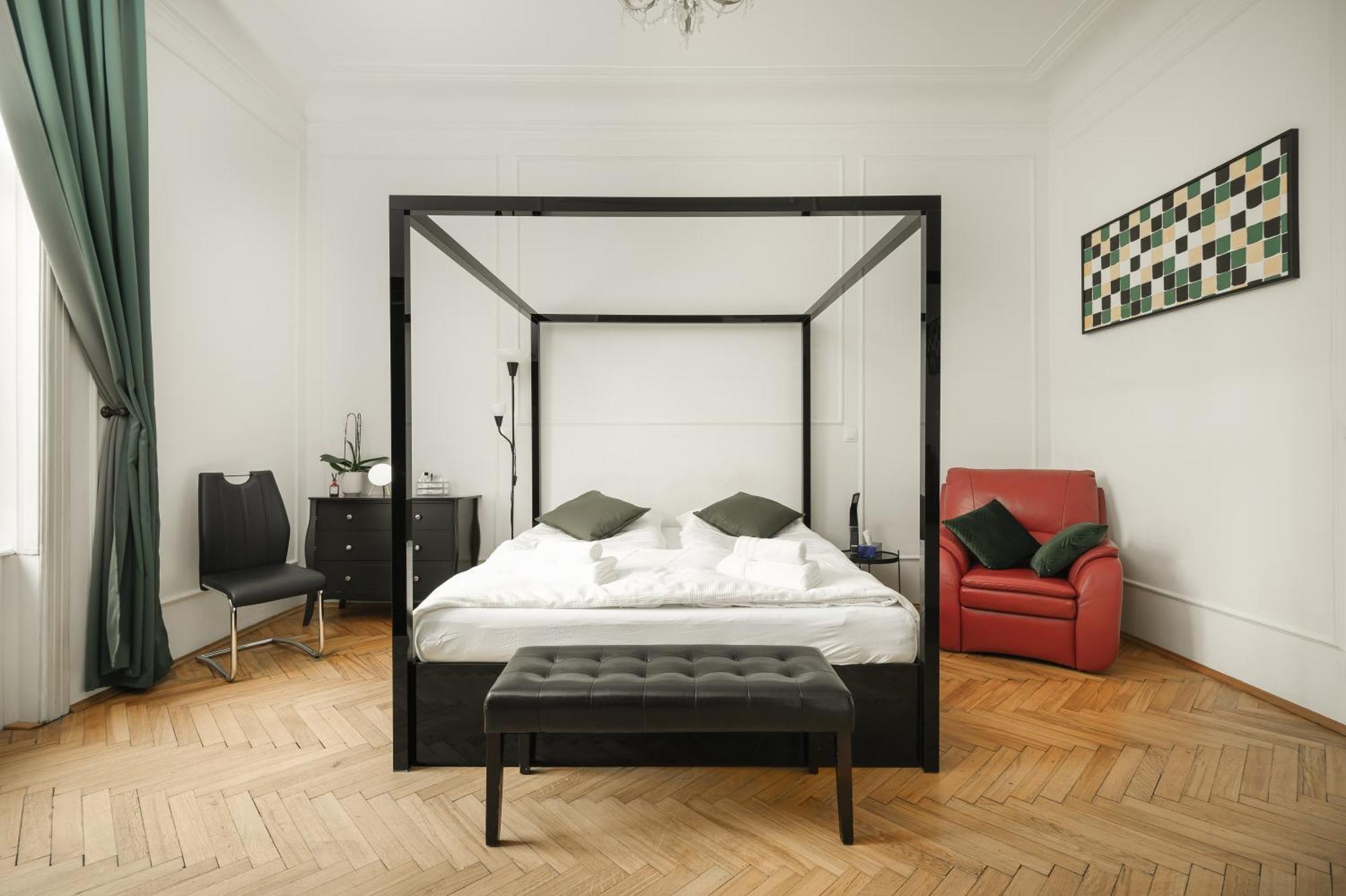 Parizska Apartment *