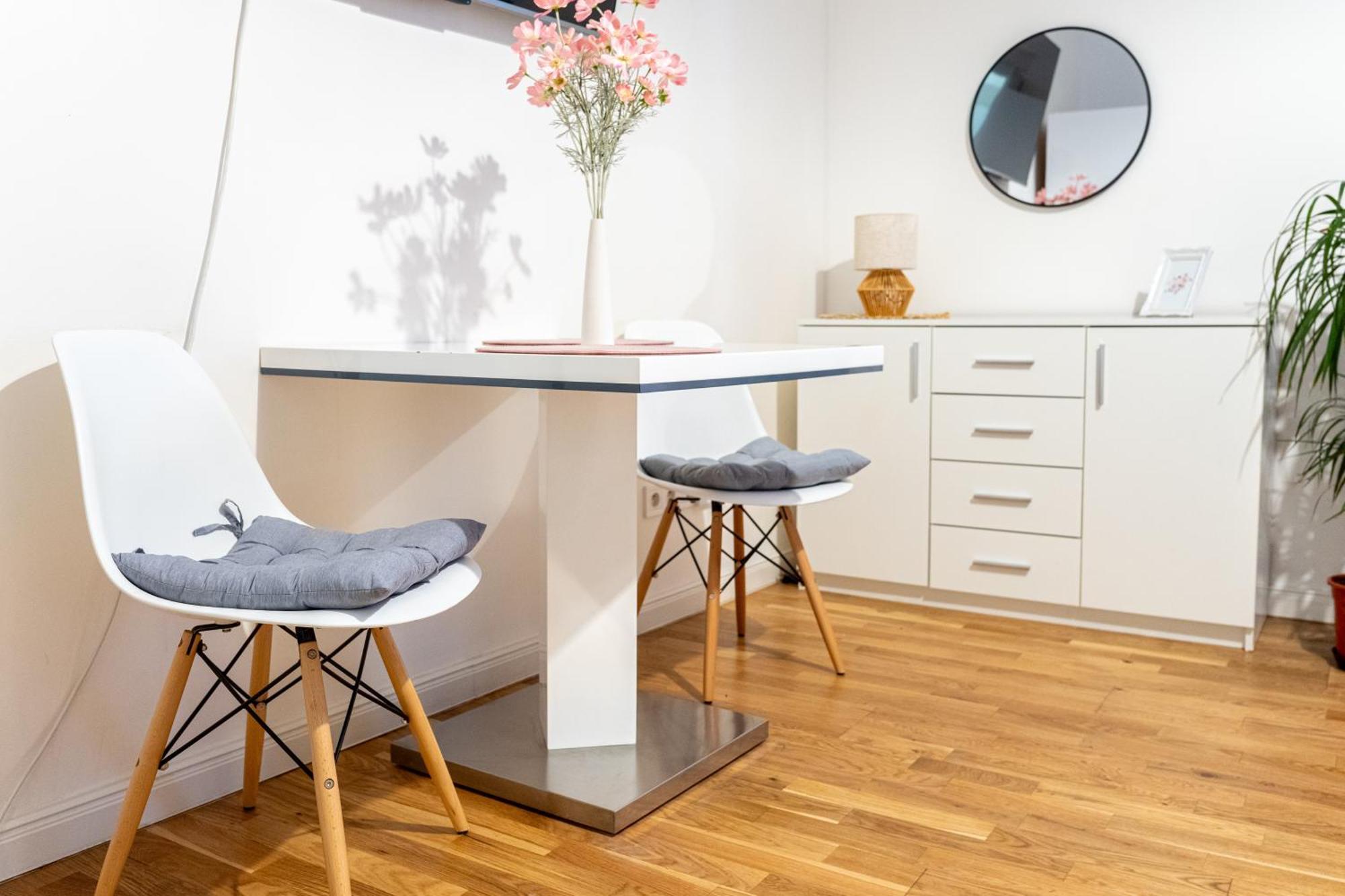 New! Romantic Apartment! In Centre! Florence! * Prague