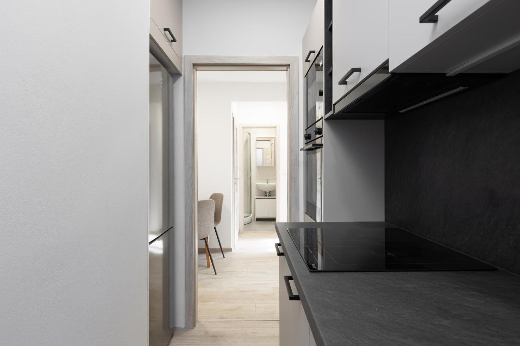 2 Bedroom With A Terrace Near The Metro Prag
