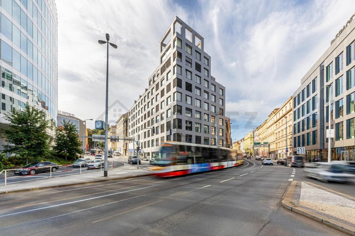 Mymozart Lux Prag