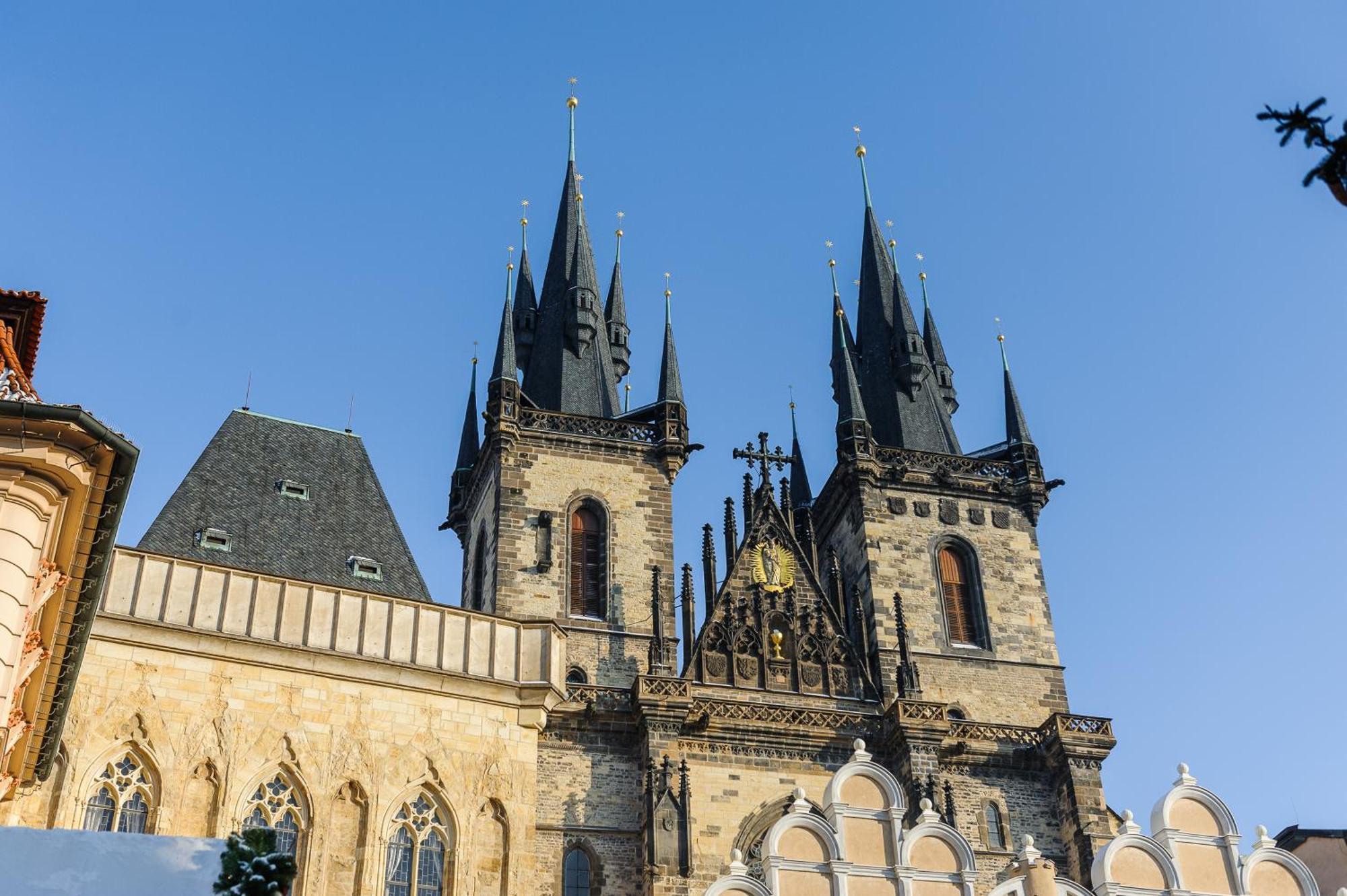 Spacious 3-bedrooms Near Karlin Square Prague