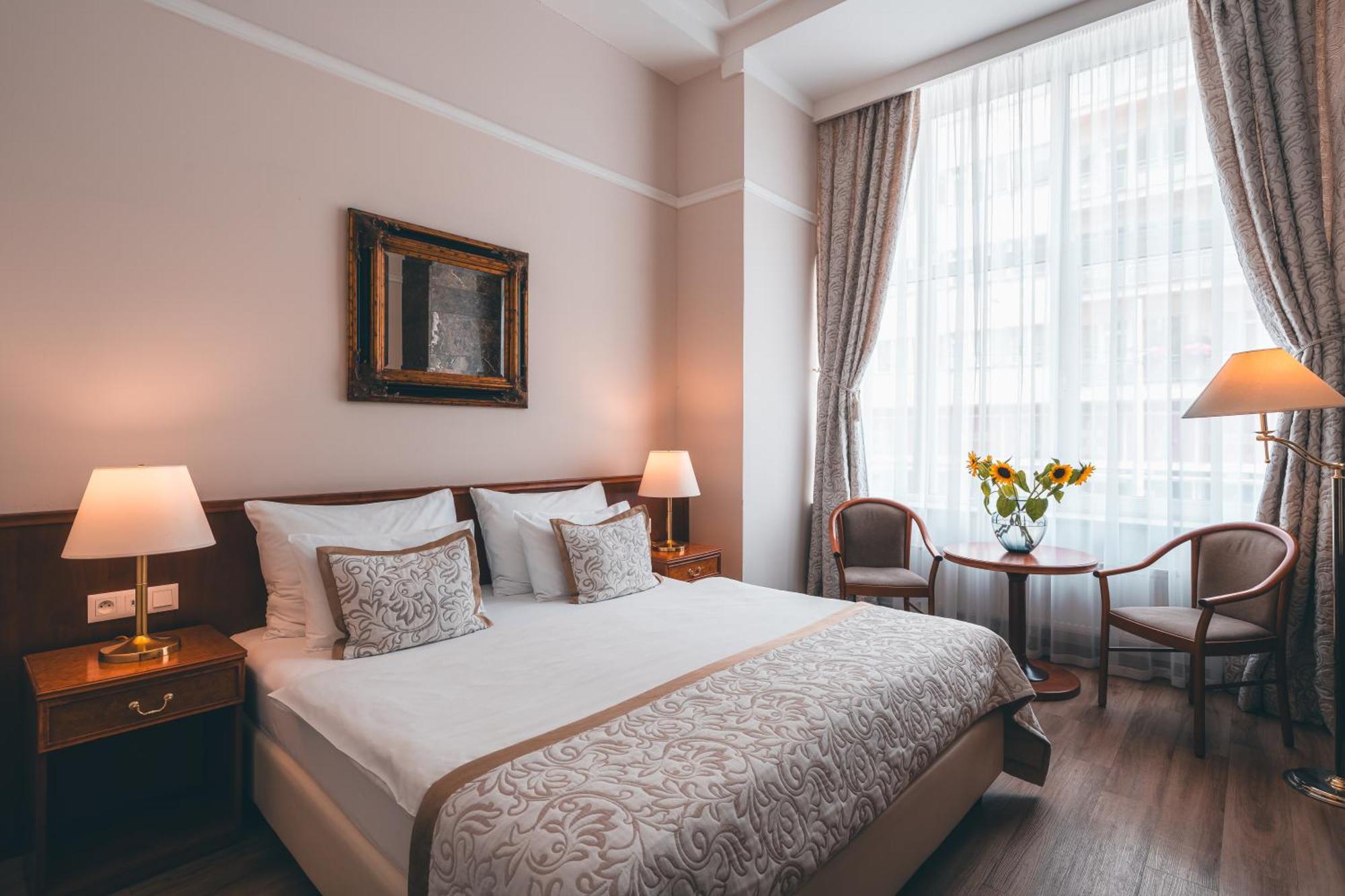 Belvedere 4* Prague