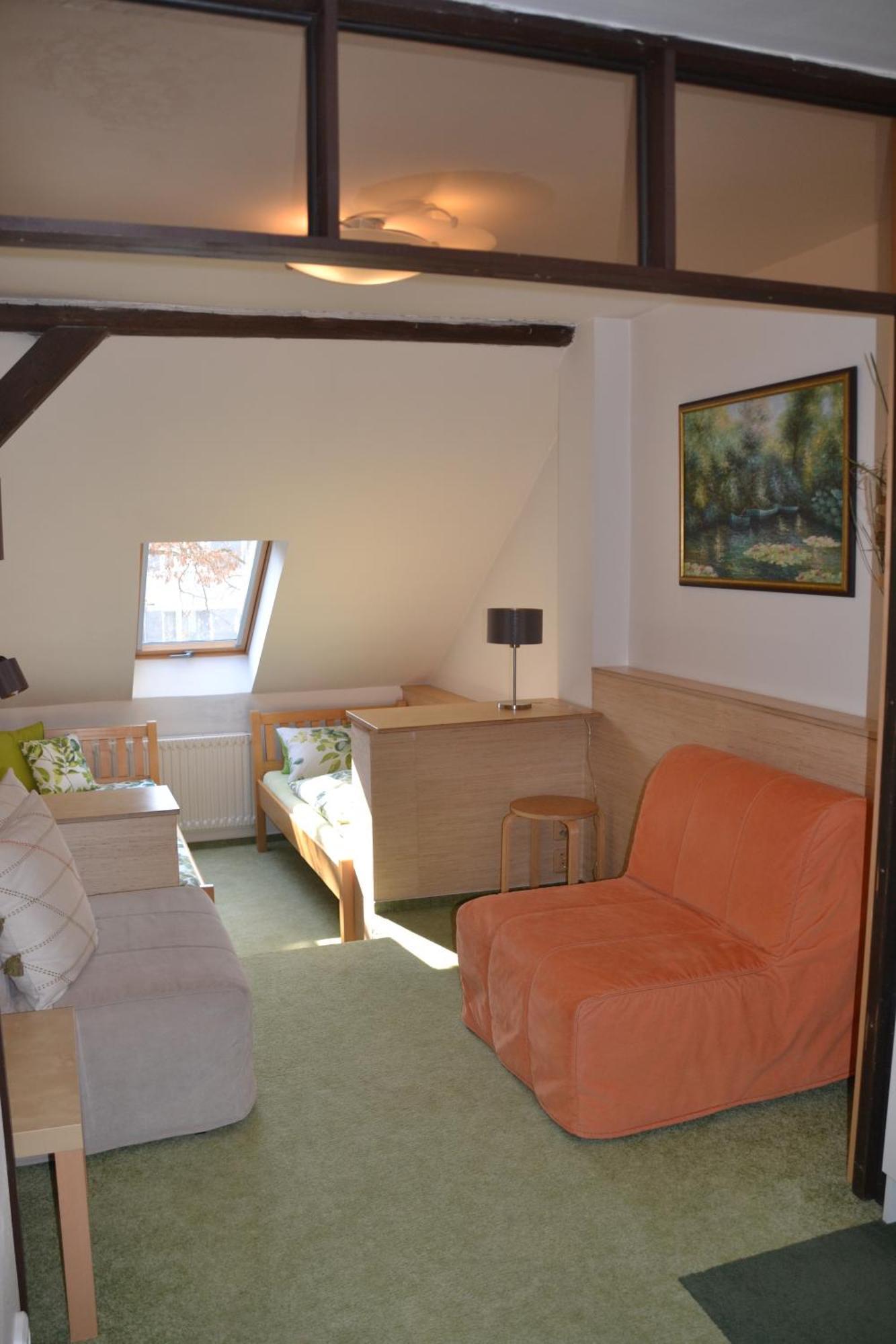 Guest house U Akatu 2*