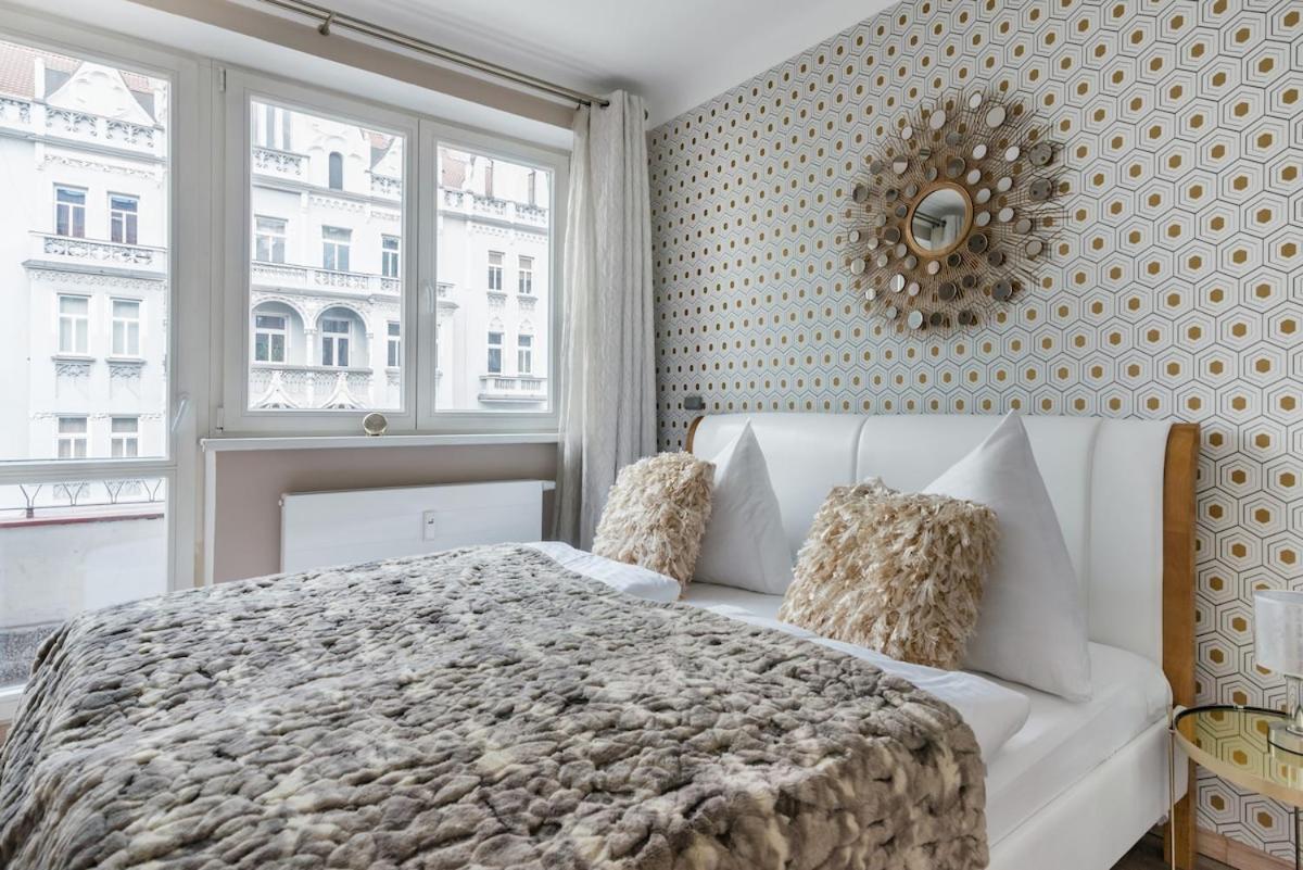 Apartment Pastel Art Deco 3bdr Ruterra