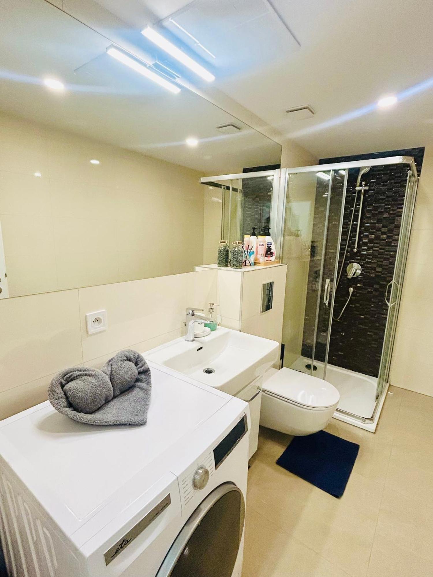 New Design & Style 50m From Wenceslas Square Appartement *