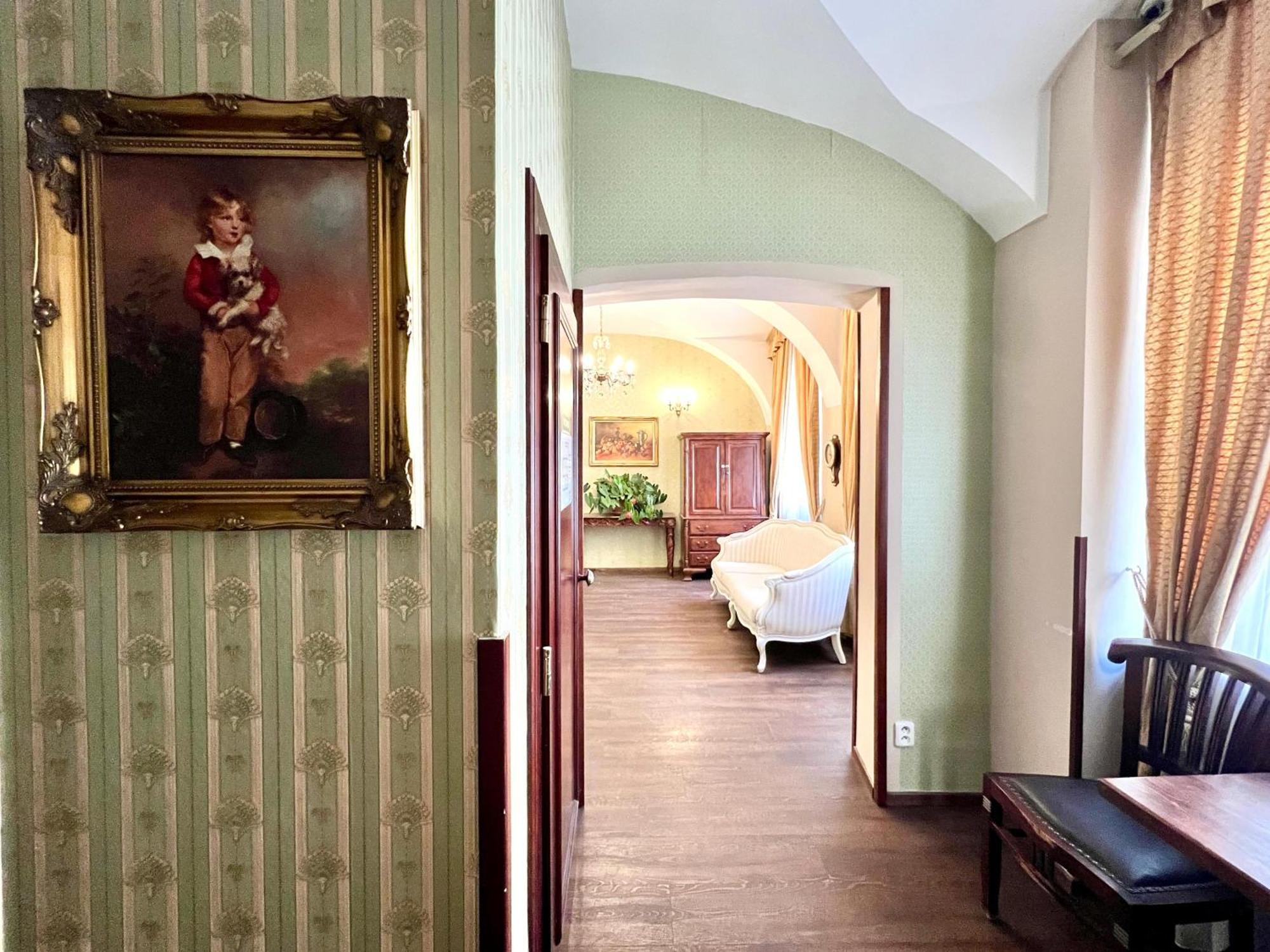Otel Golden Age Prag